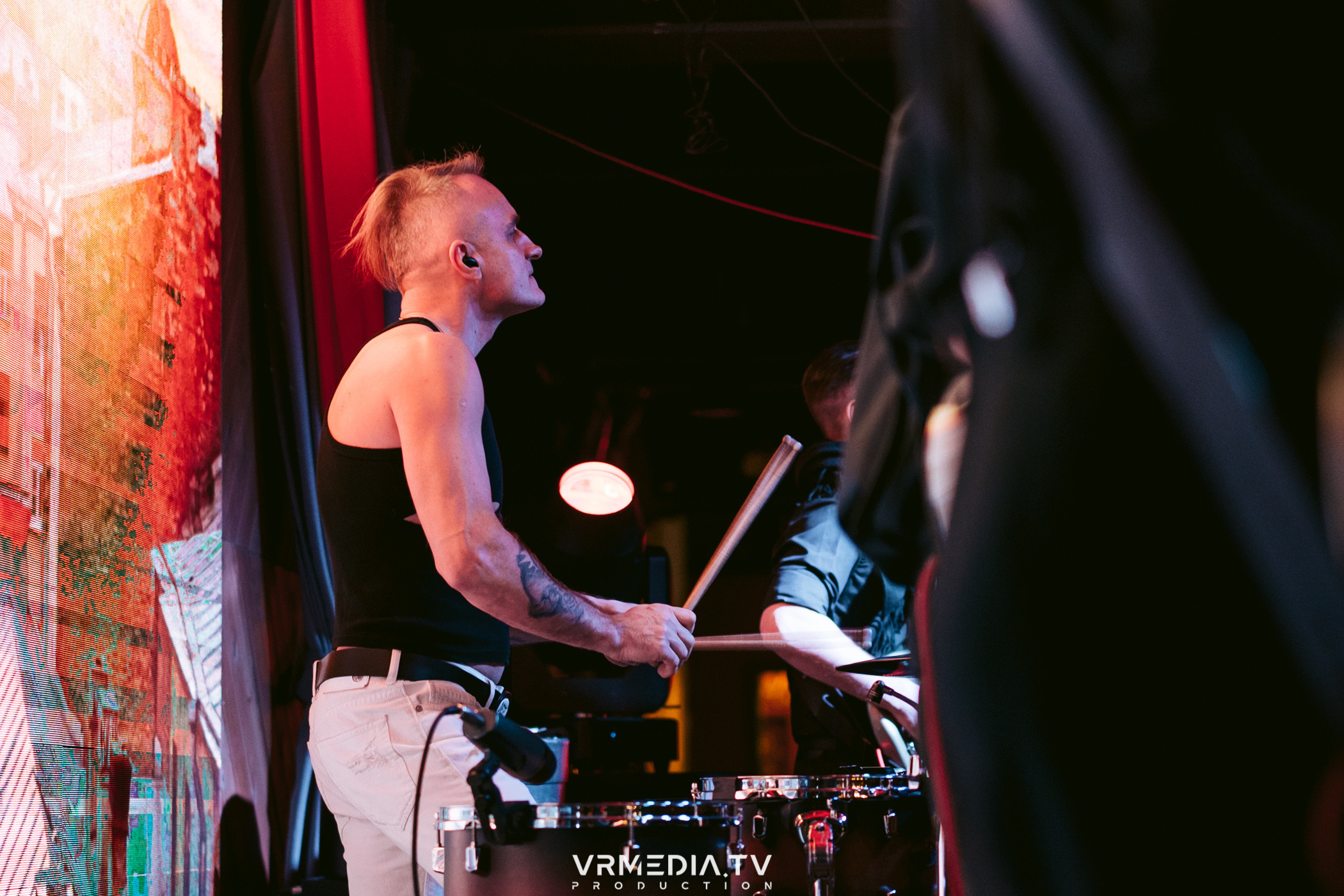 Джазовая среда: шоу «КИНОхроника»