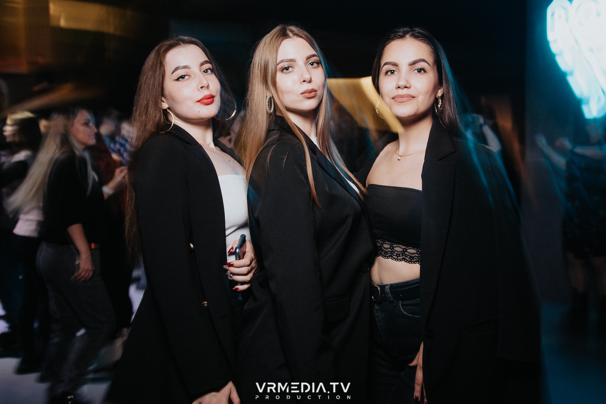 Выходные в баре «DOSKI»