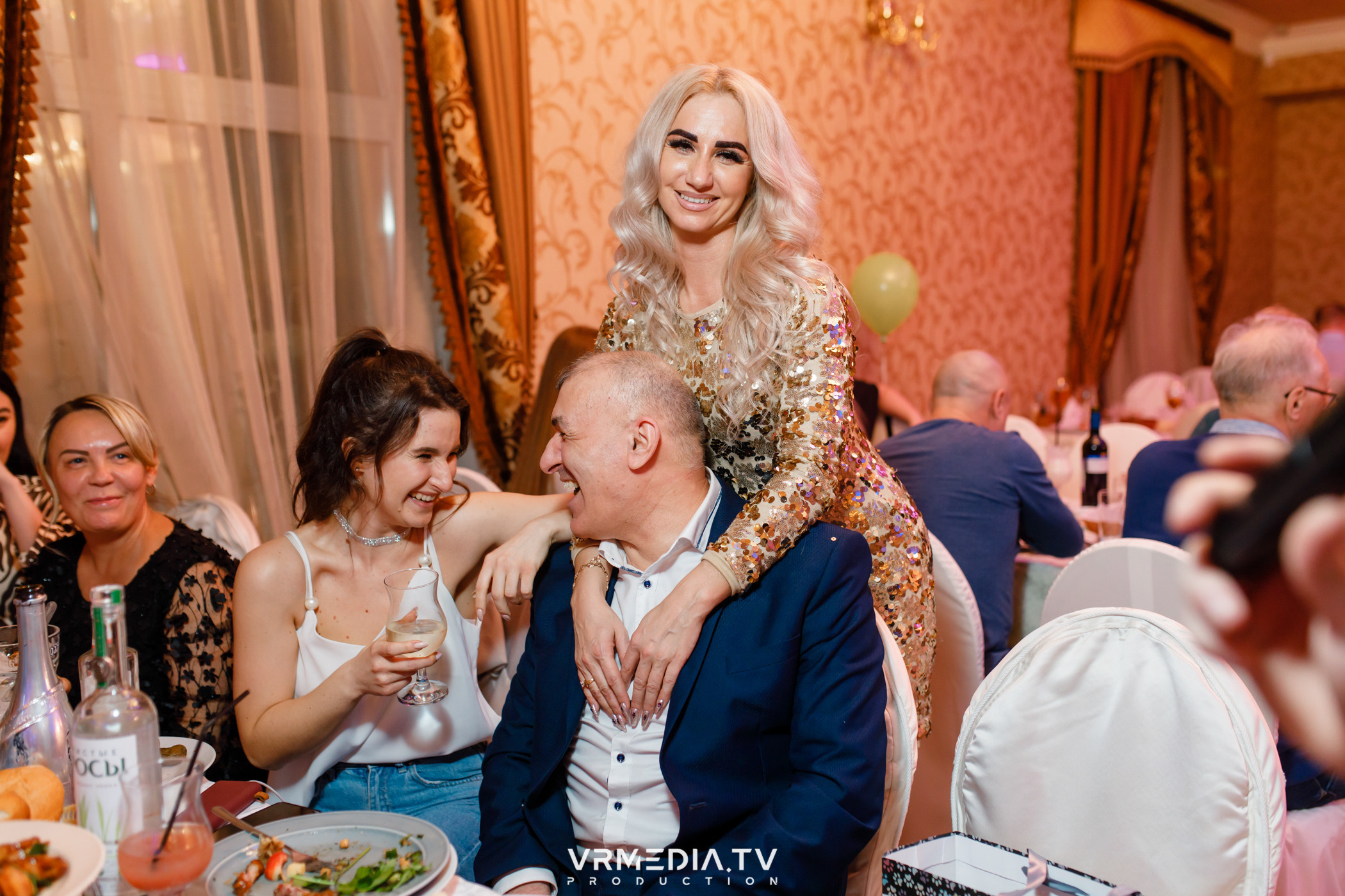 Выходные в ресторане «Лазурный Берег»