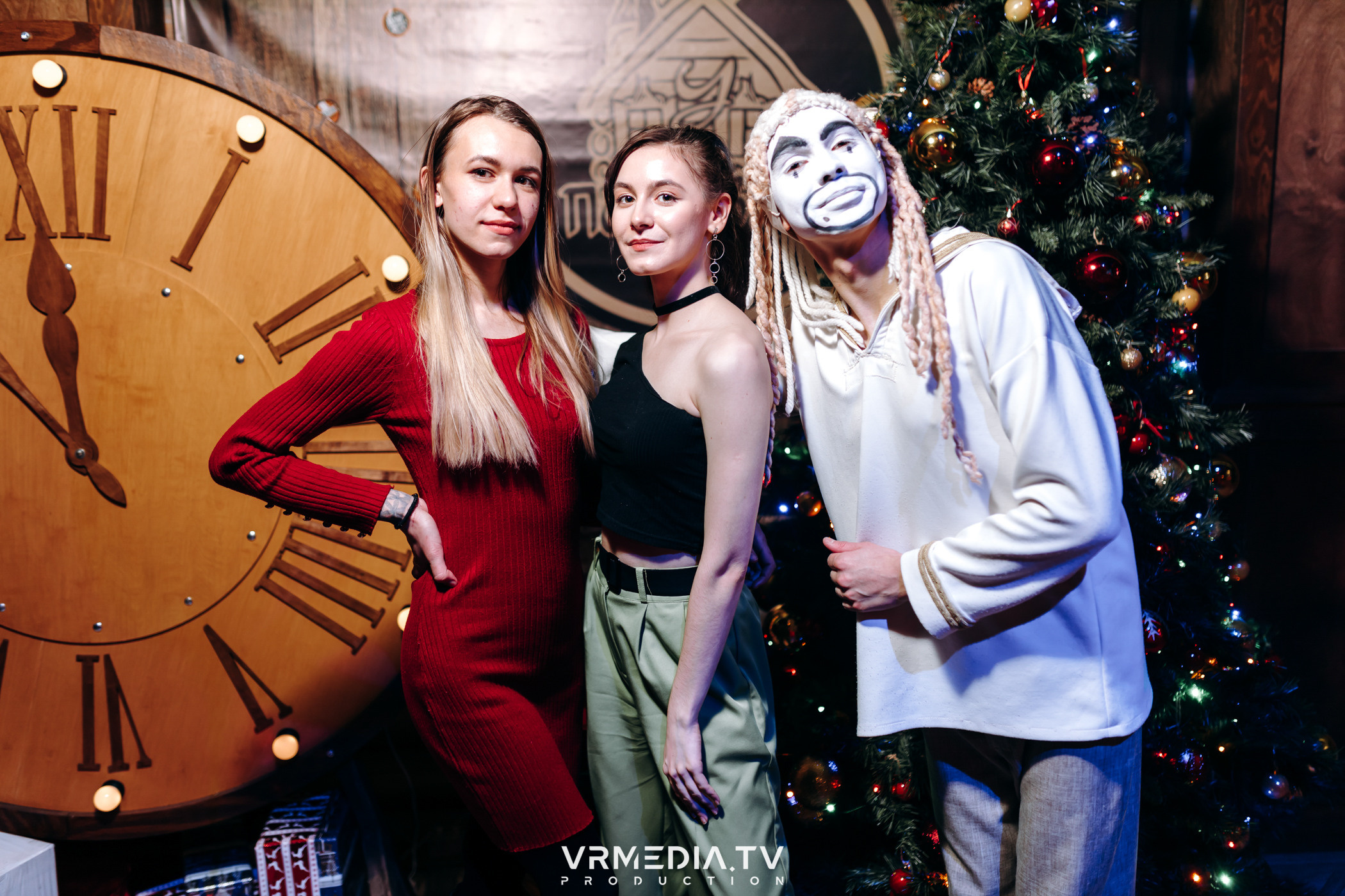 Новогодний вечер «У Петровича»