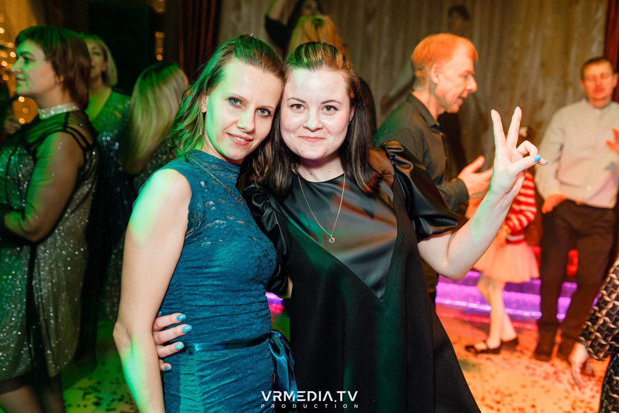 «Новогодний Мюзикл» в ресторане «Лазурный Берег»