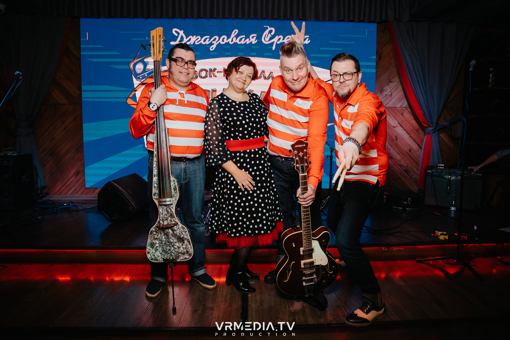 Джазовая среда: РАДИОНЯНЯ (Москва)