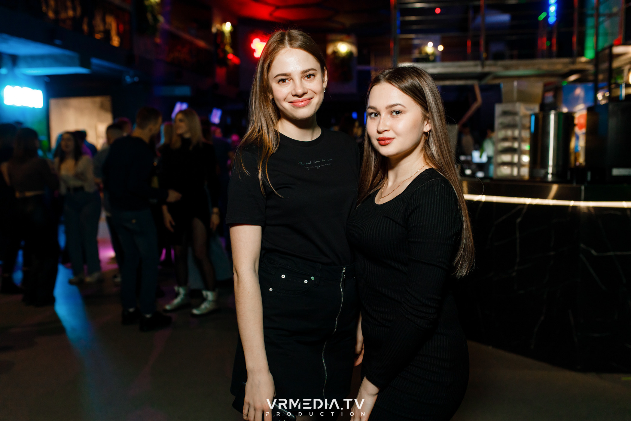 Выходные в баре «DOSKI»