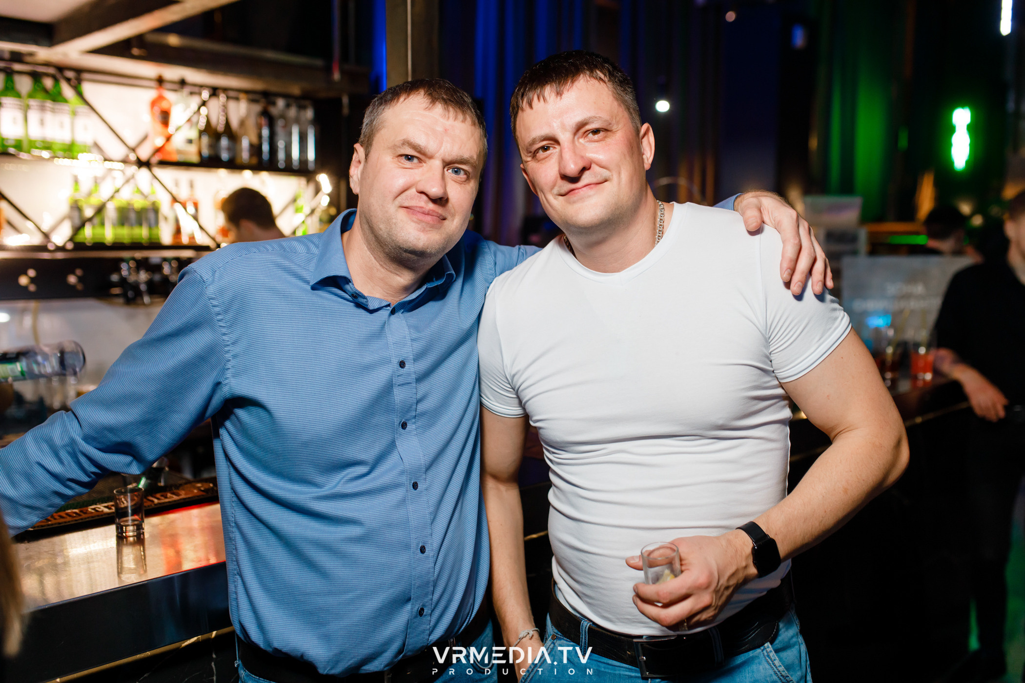 Выходные в баре «DOSKI»