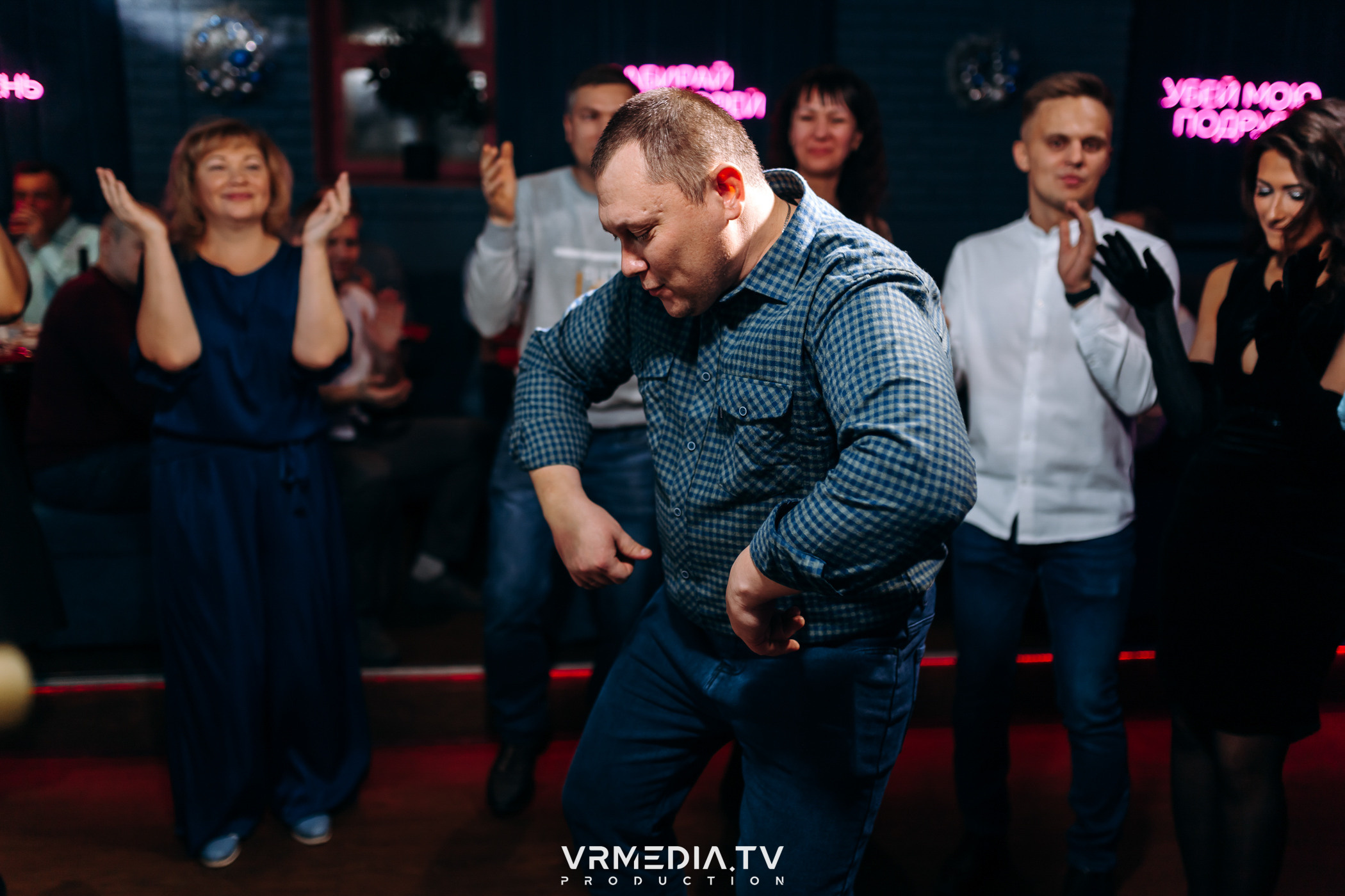 Новогодние корпоративы в караоке-баре «Опера»