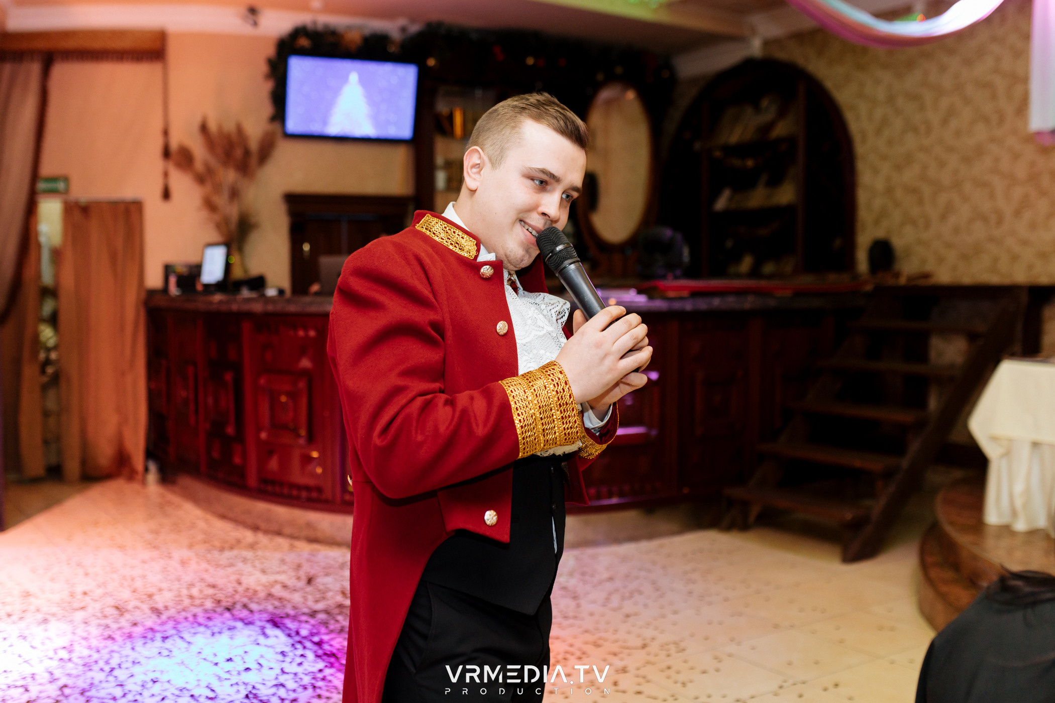 «Новогодний Мюзикл» в ресторане «Лазурный Берег»