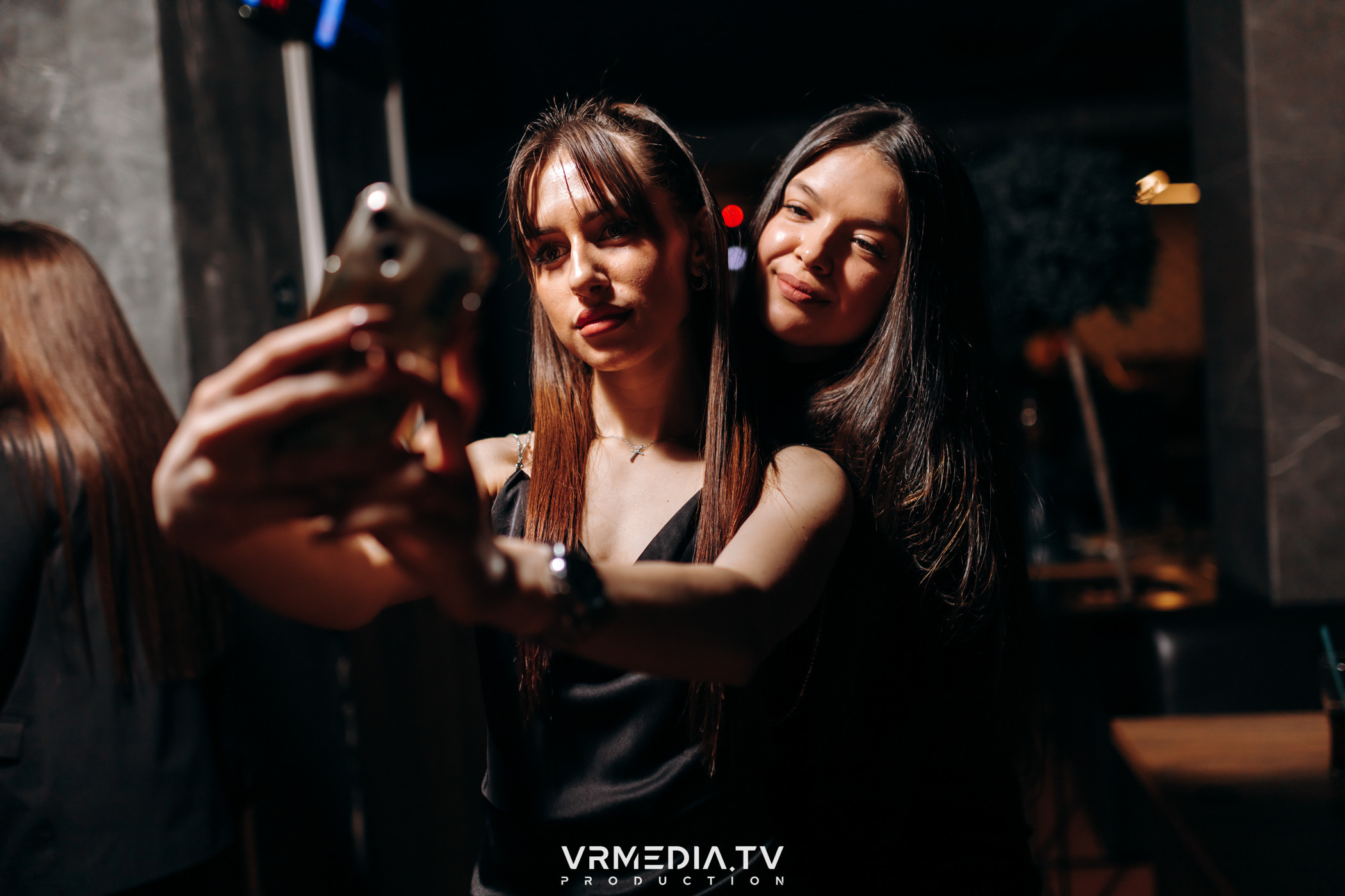 Выходные в баре «DOSKI»