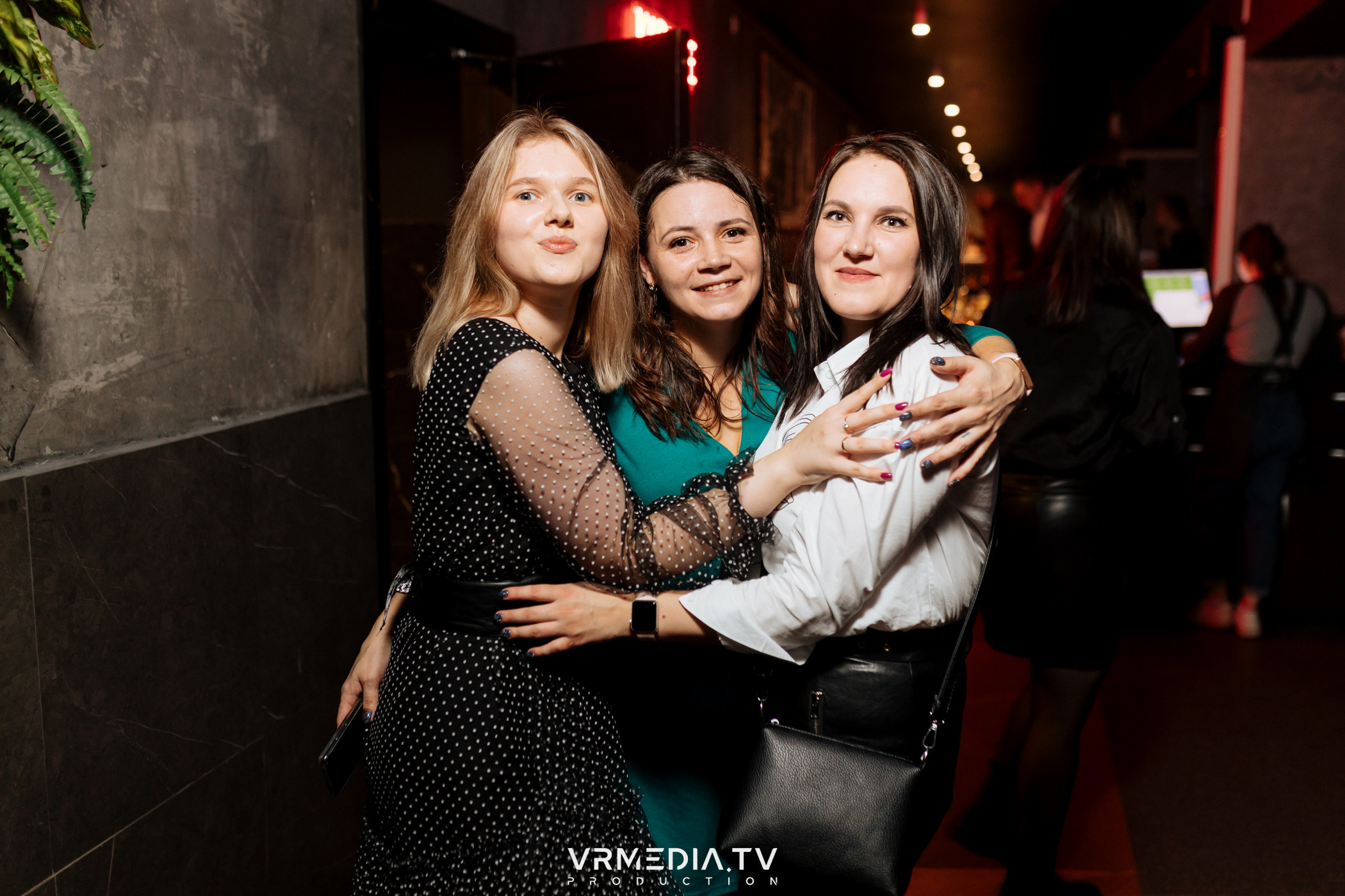 Выходные в баре «DOSKI»