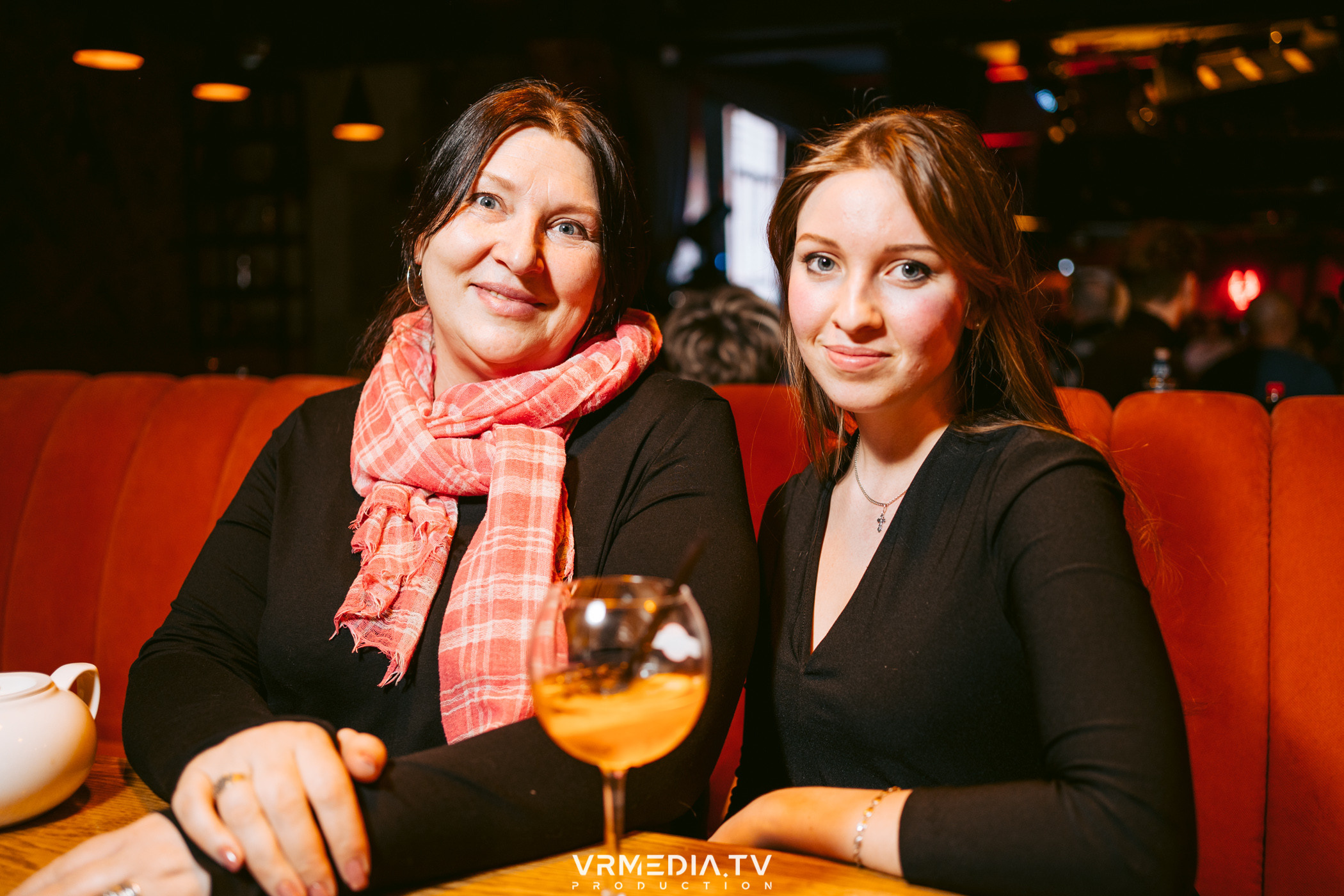 Джазовая среда: шоу «КИНОхроника»