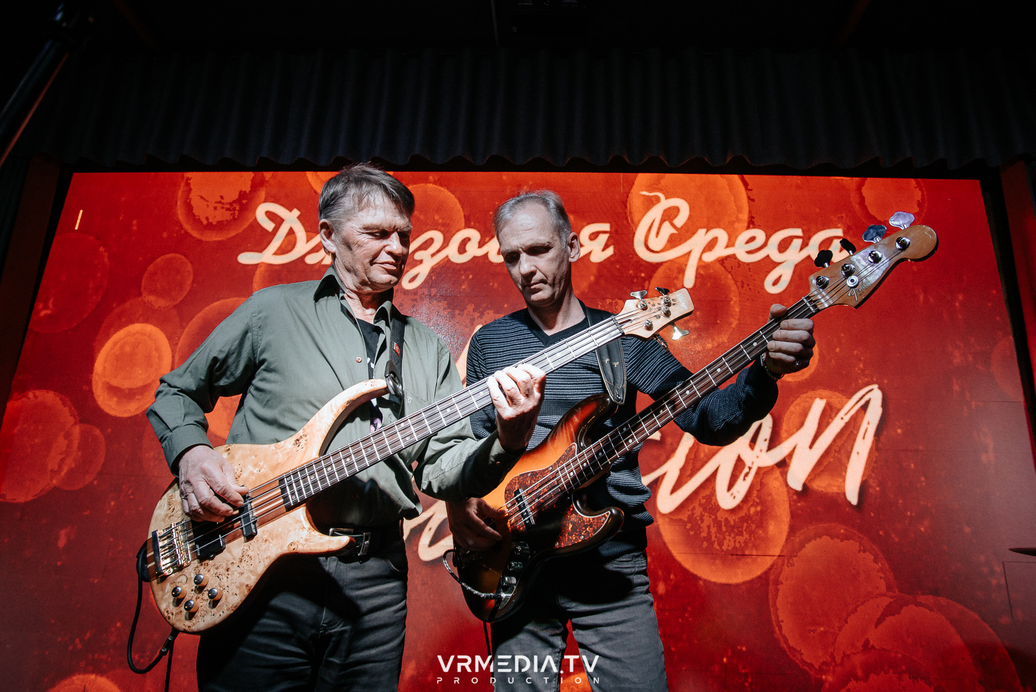 Джазовая среда: Джаз Замечательных Людей (Новосибирск)