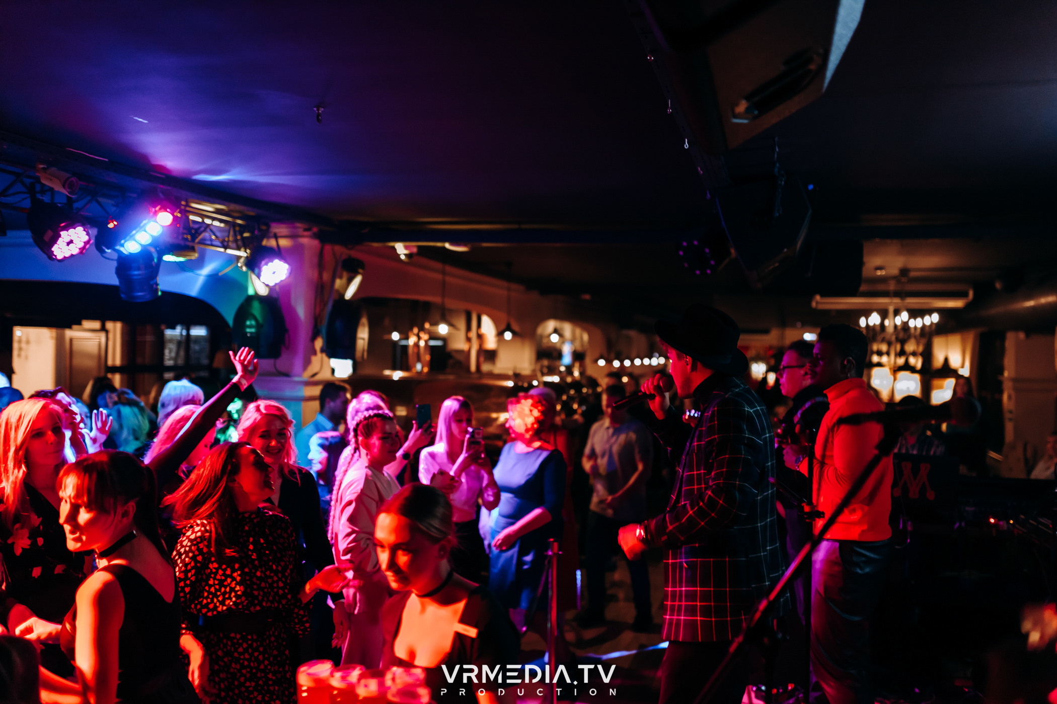 Международный женский день в ресторане «Мюнхен»