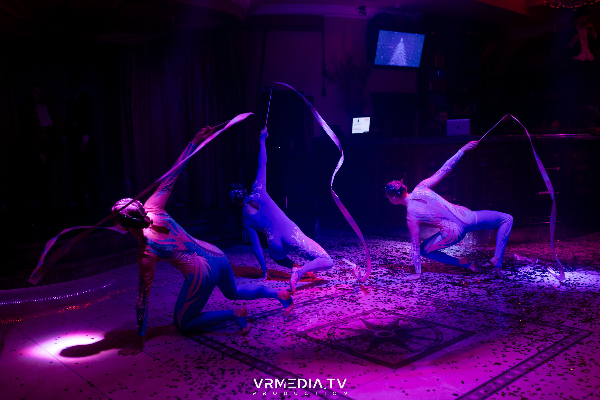 «Новогодний Мюзикл» в ресторане «Лазурный Берег»