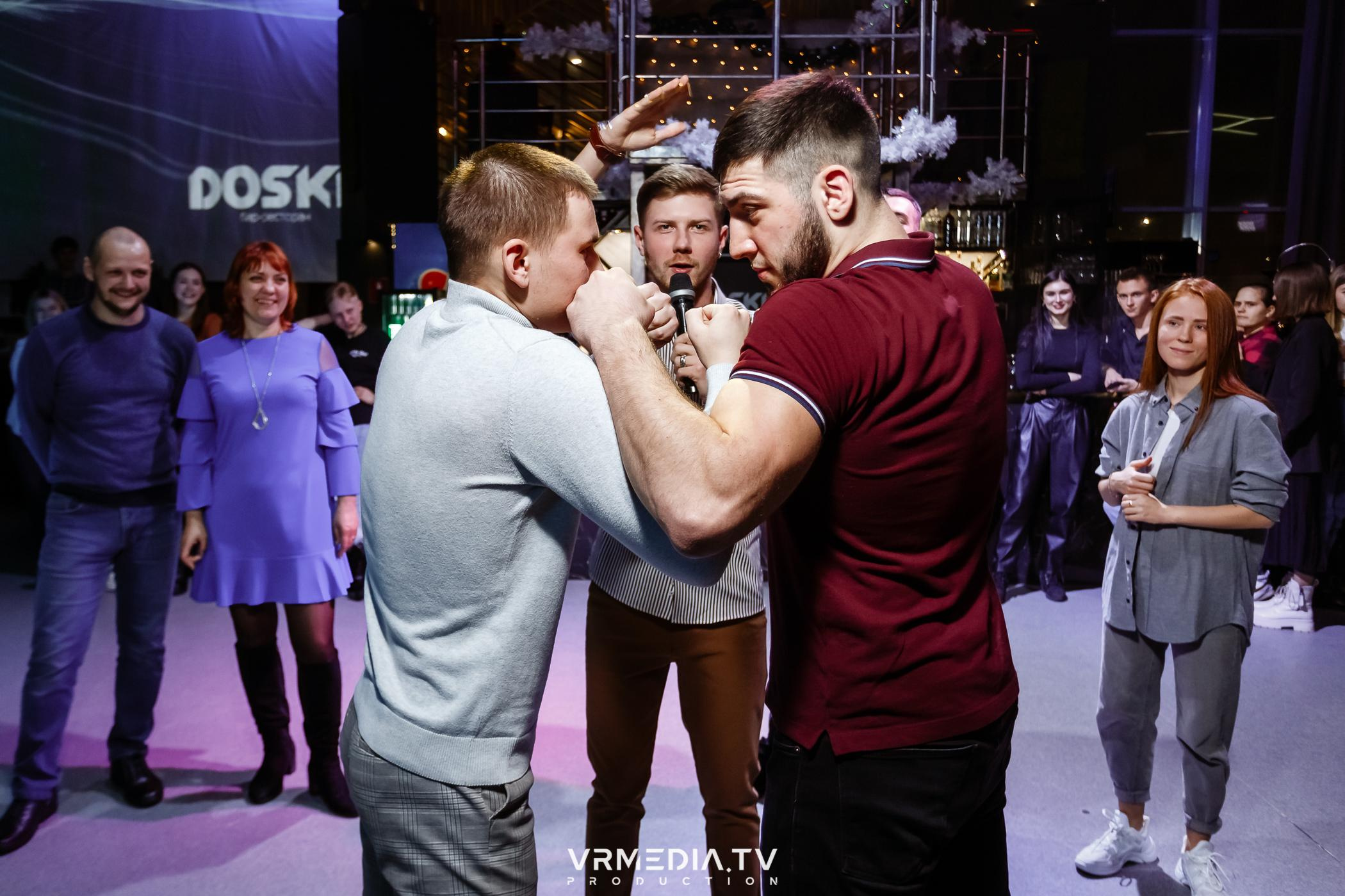 Выходные в баре «DOSKI»