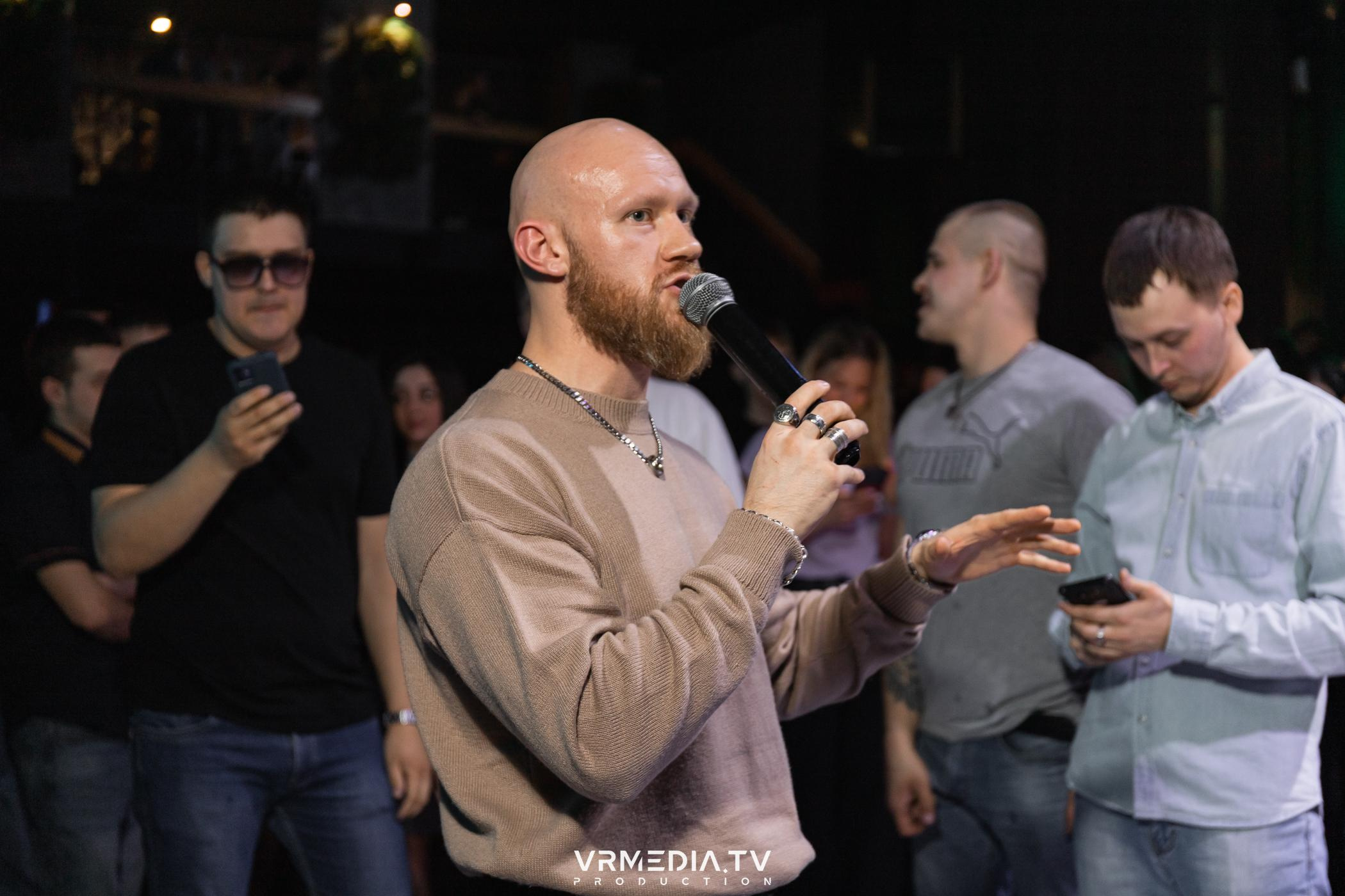 Выходные в баре «DOSKI»