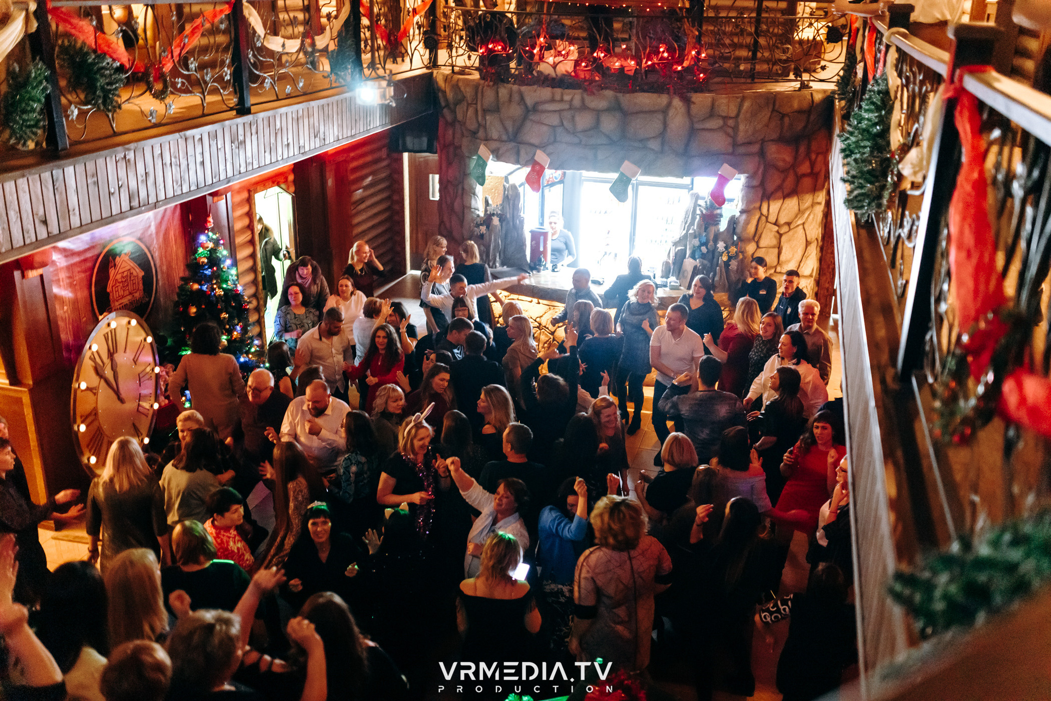 Новогодний вечер «У Петровича»