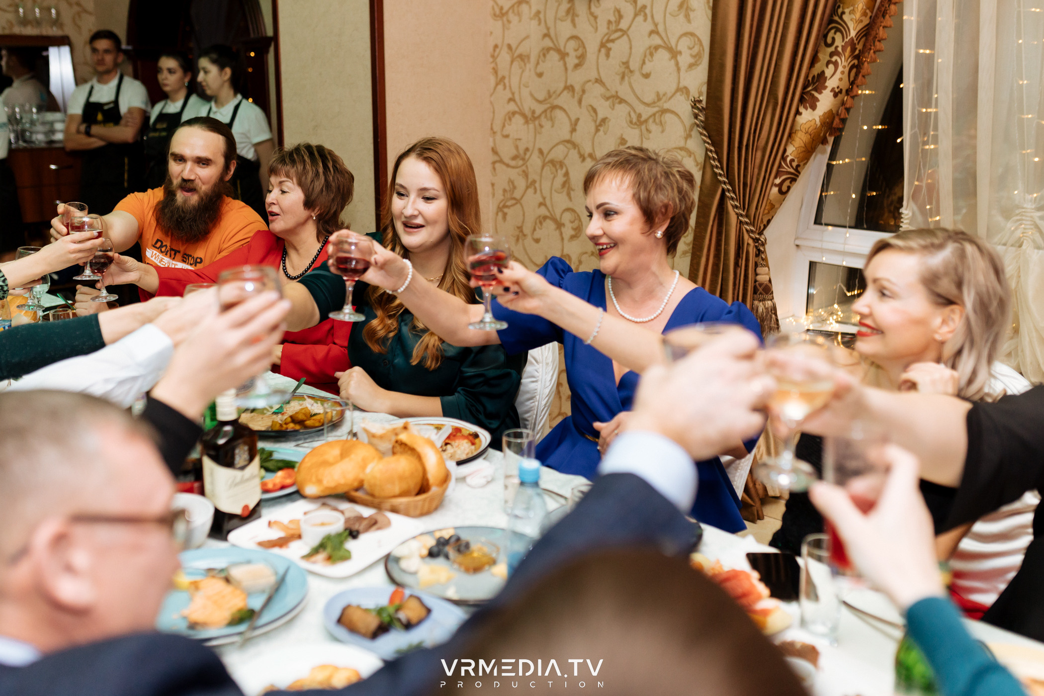 «Новогодний Мюзикл» в ресторане «Лазурный Берег»