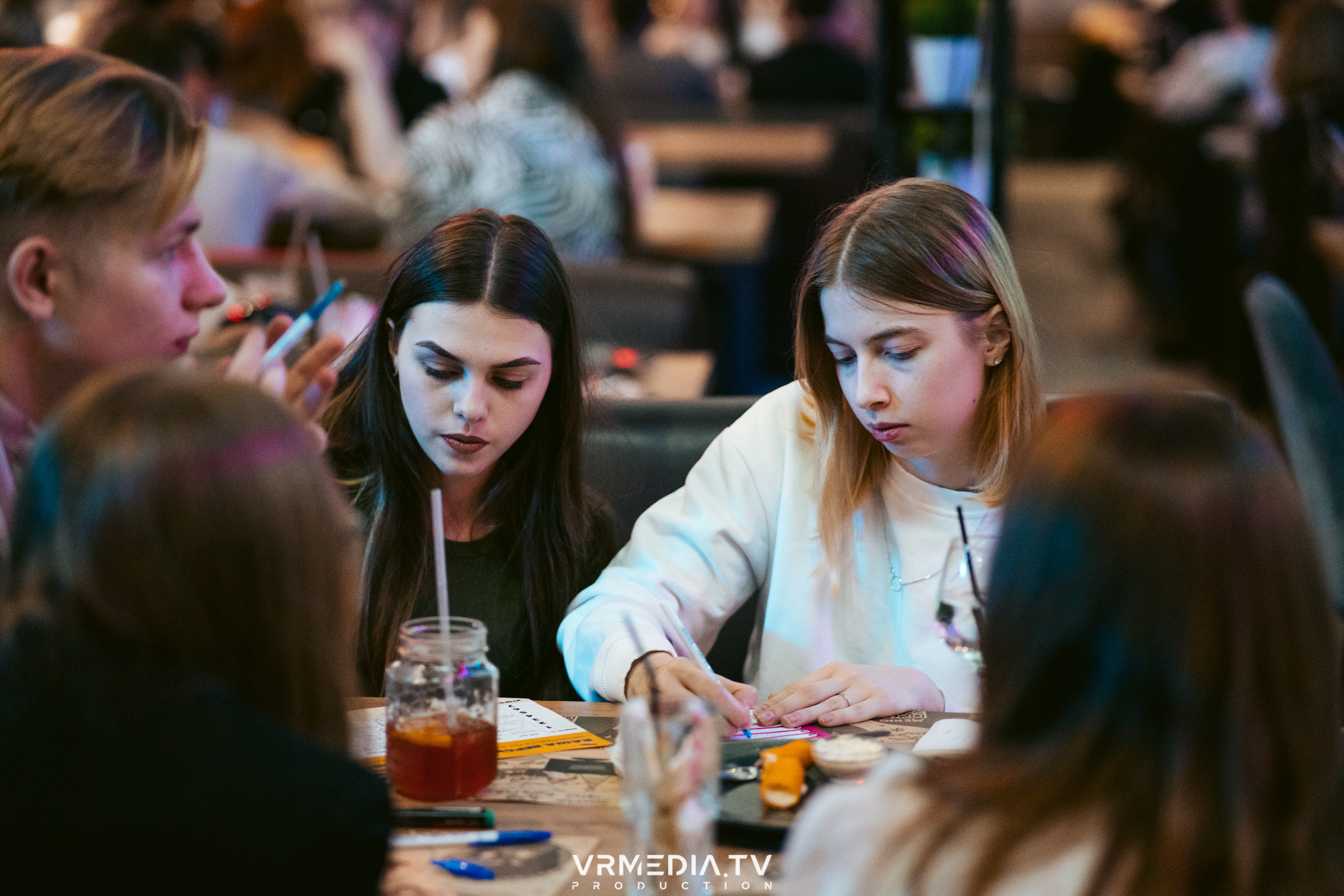 WoW QuiZ в баре «DOSKI»