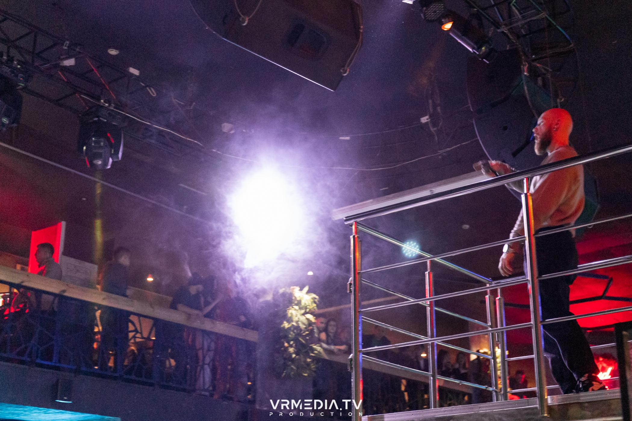 Выходные в баре «DOSKI»