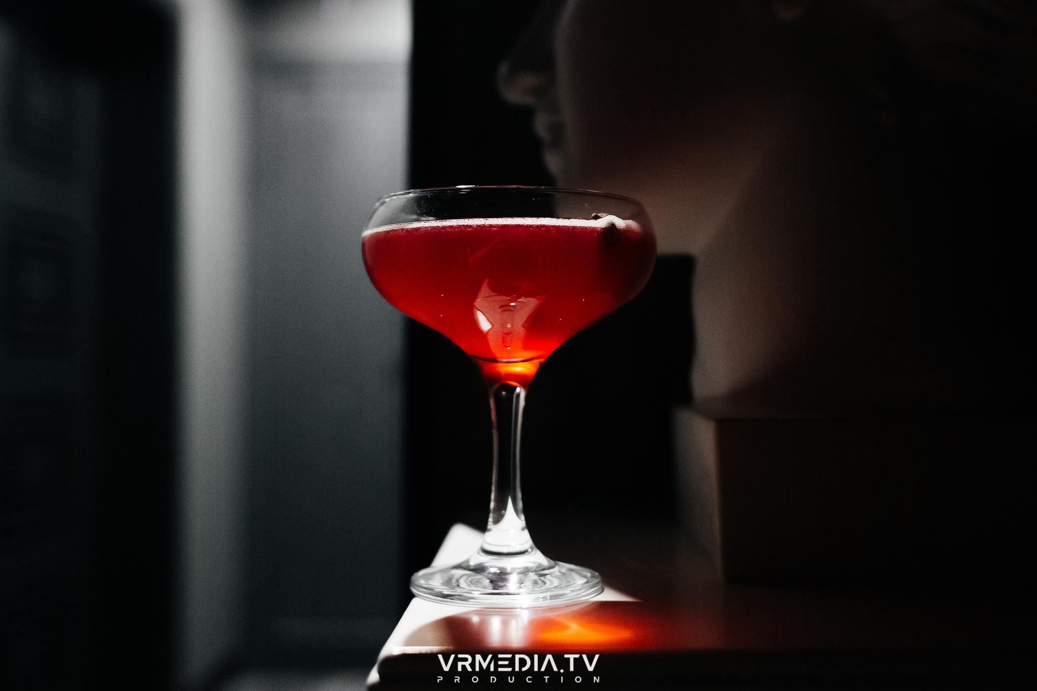 День святого Валентина в караоке-баре «Volna»