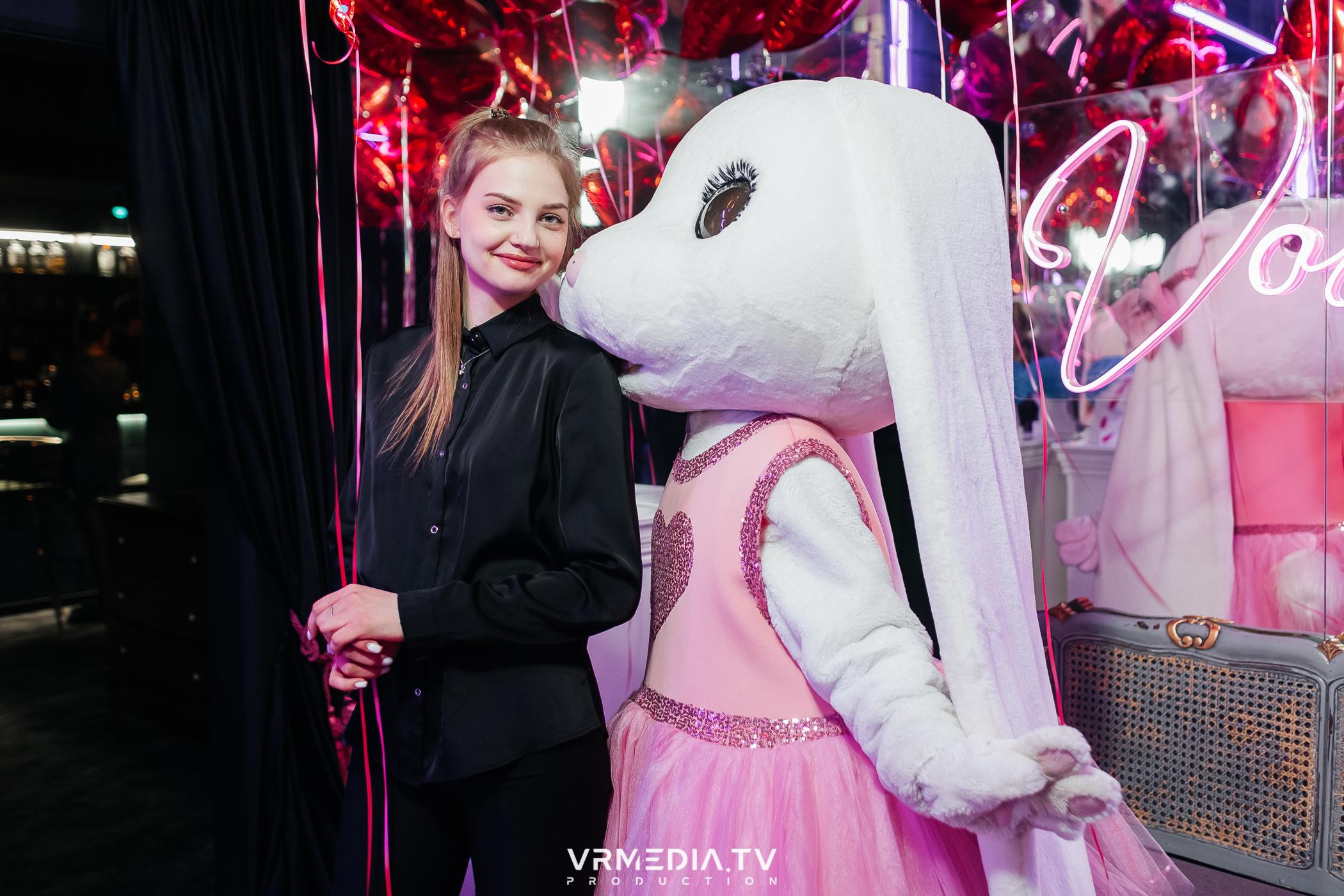 День святого Валентина в караоке-баре «Volna»