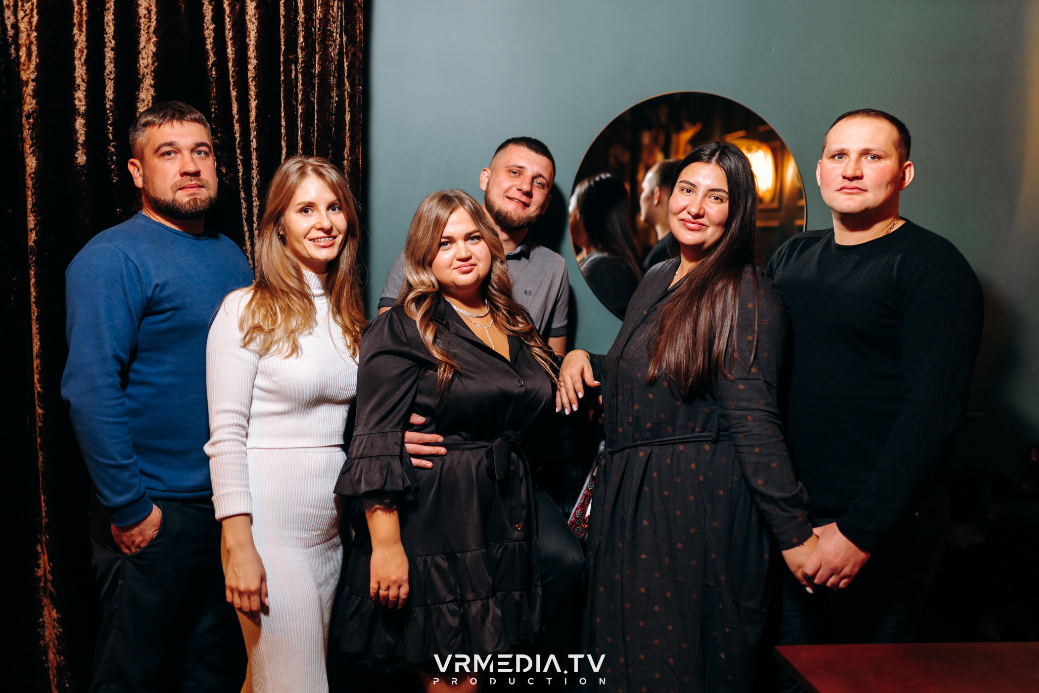 Новогодние корпоративы в караоке-баре «Опера»