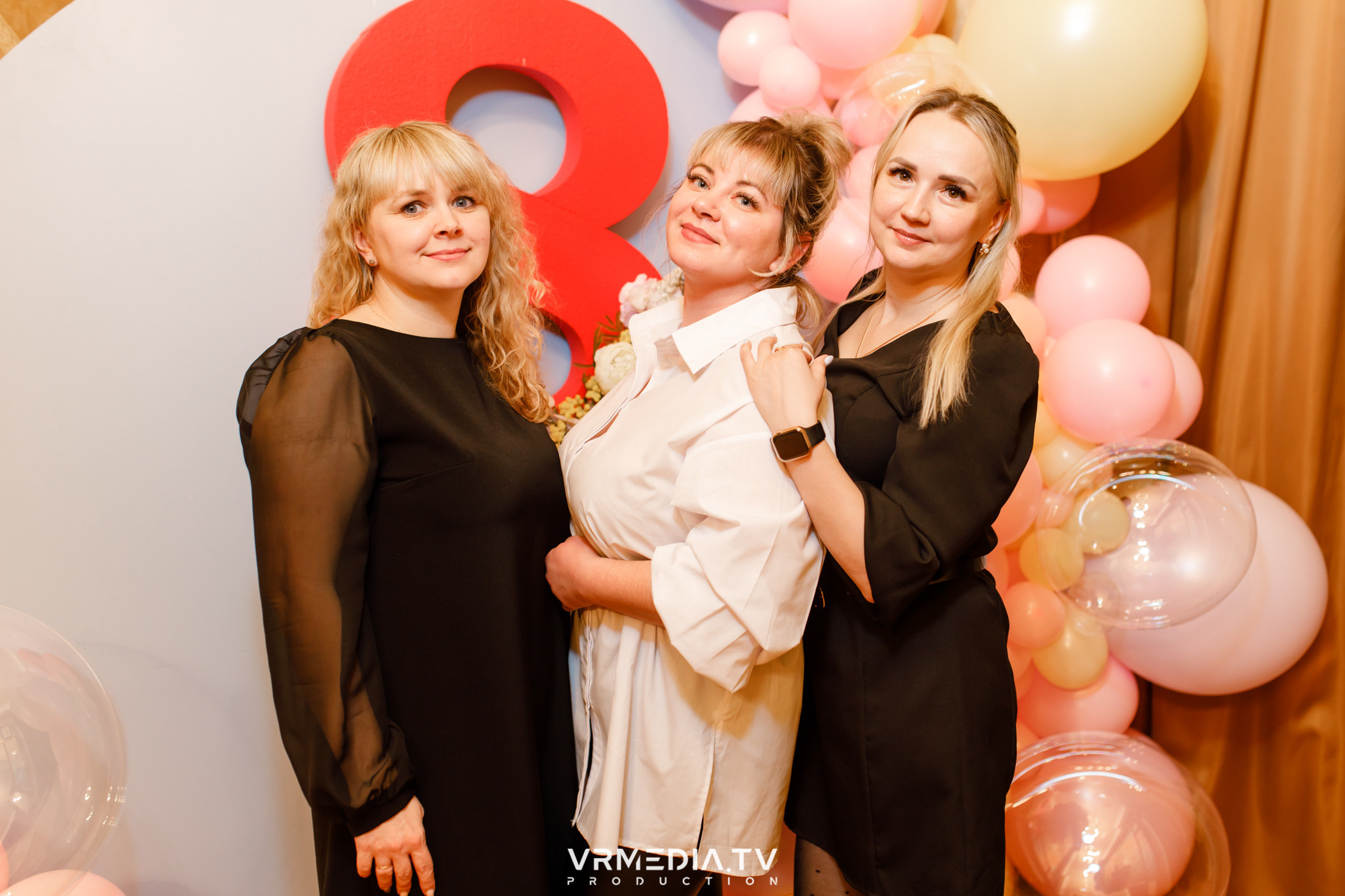 Международный женский день в ресторане «Лазурный Берег»