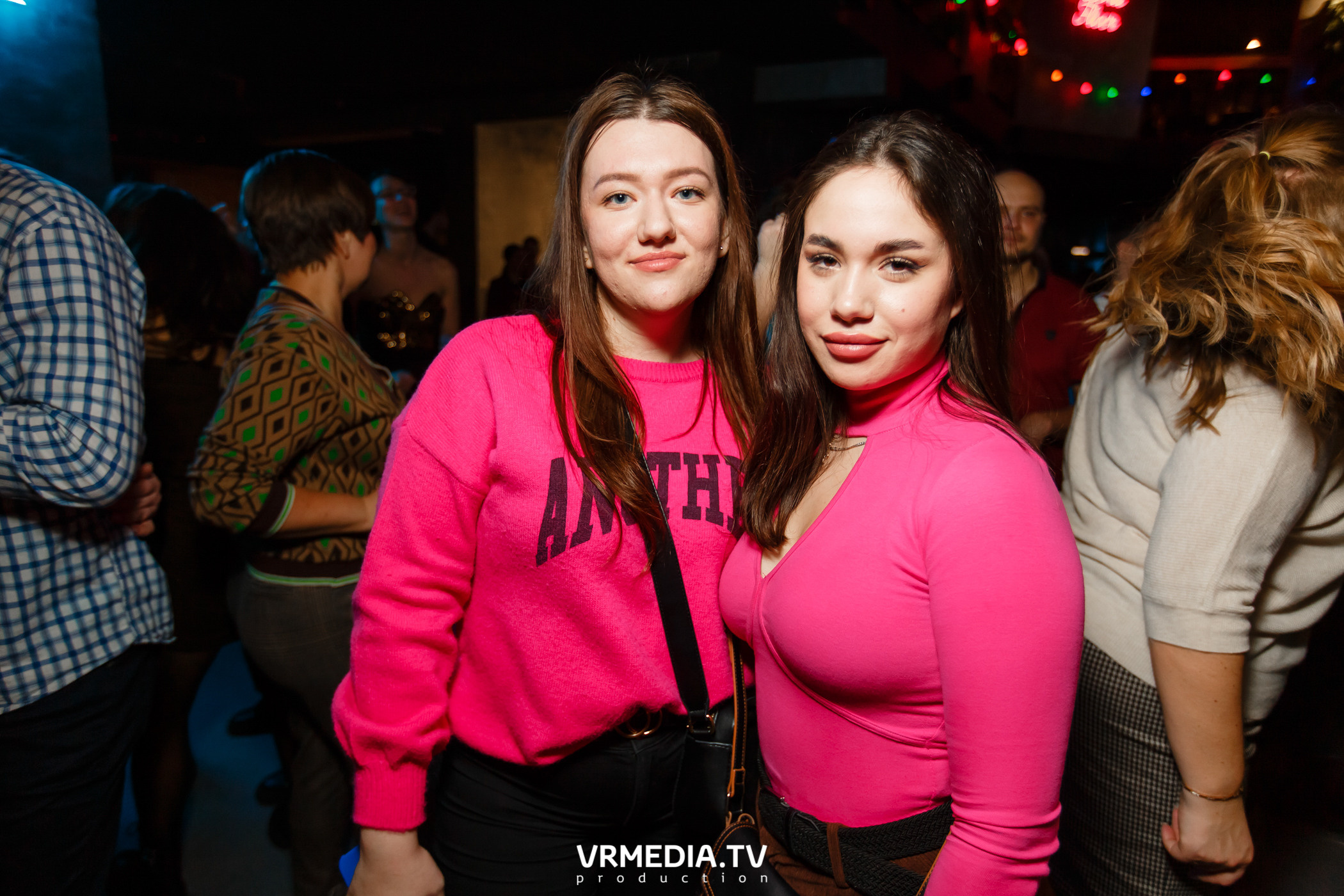 Выходные в баре «DOSKI»