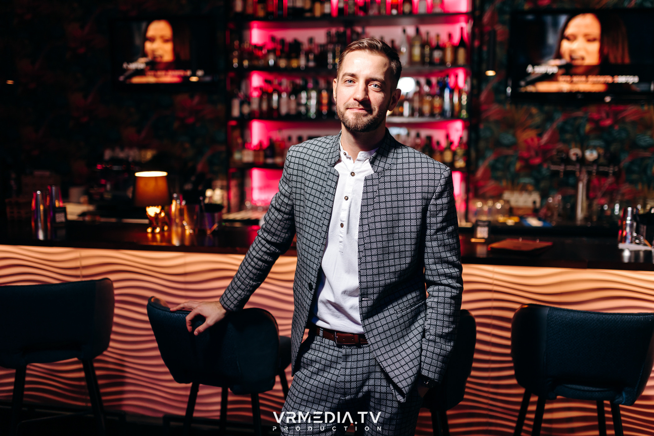 Новогодние корпоративы в караоке-баре «Опера»