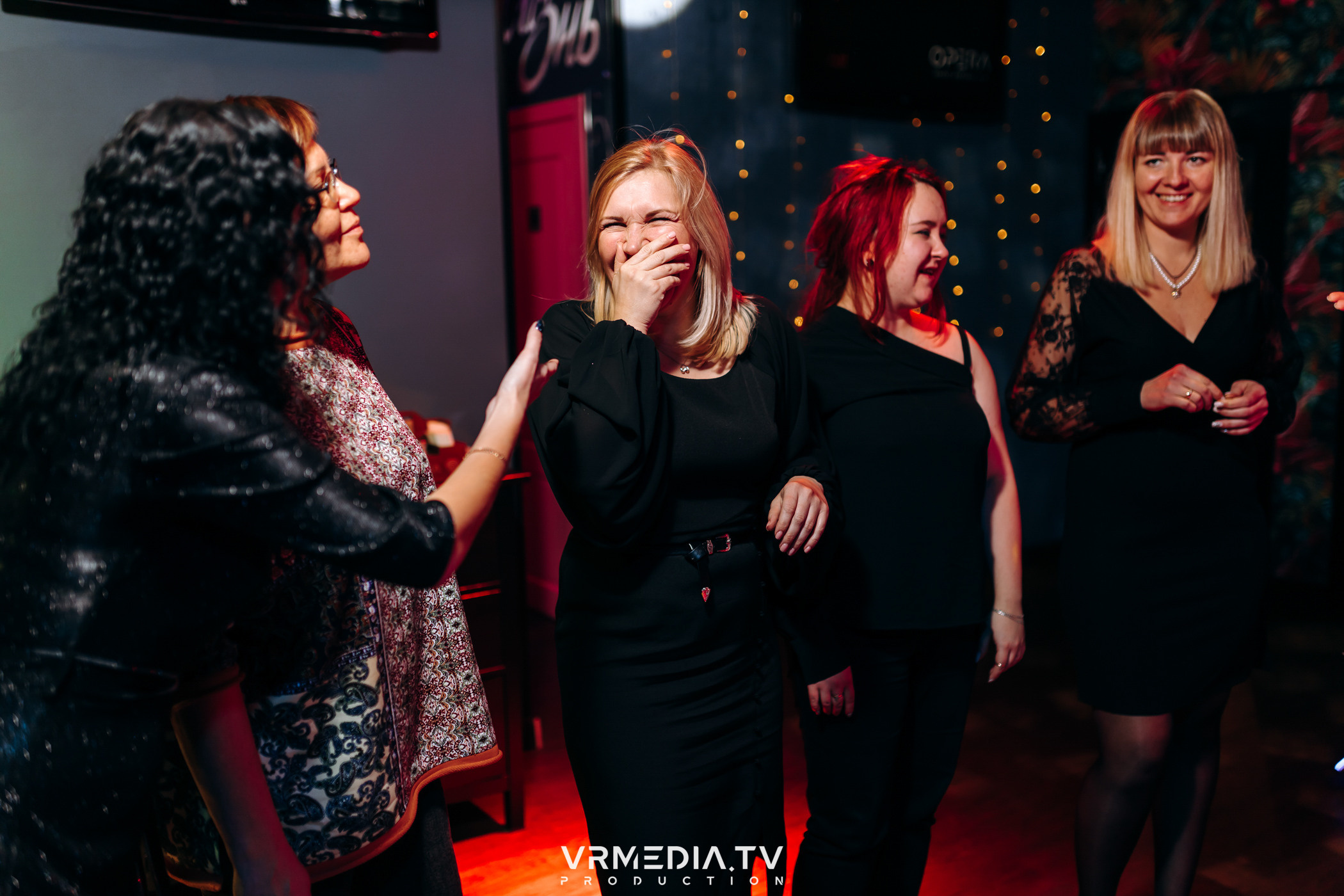 Новогодние корпоративы в караоке-баре «Опера»