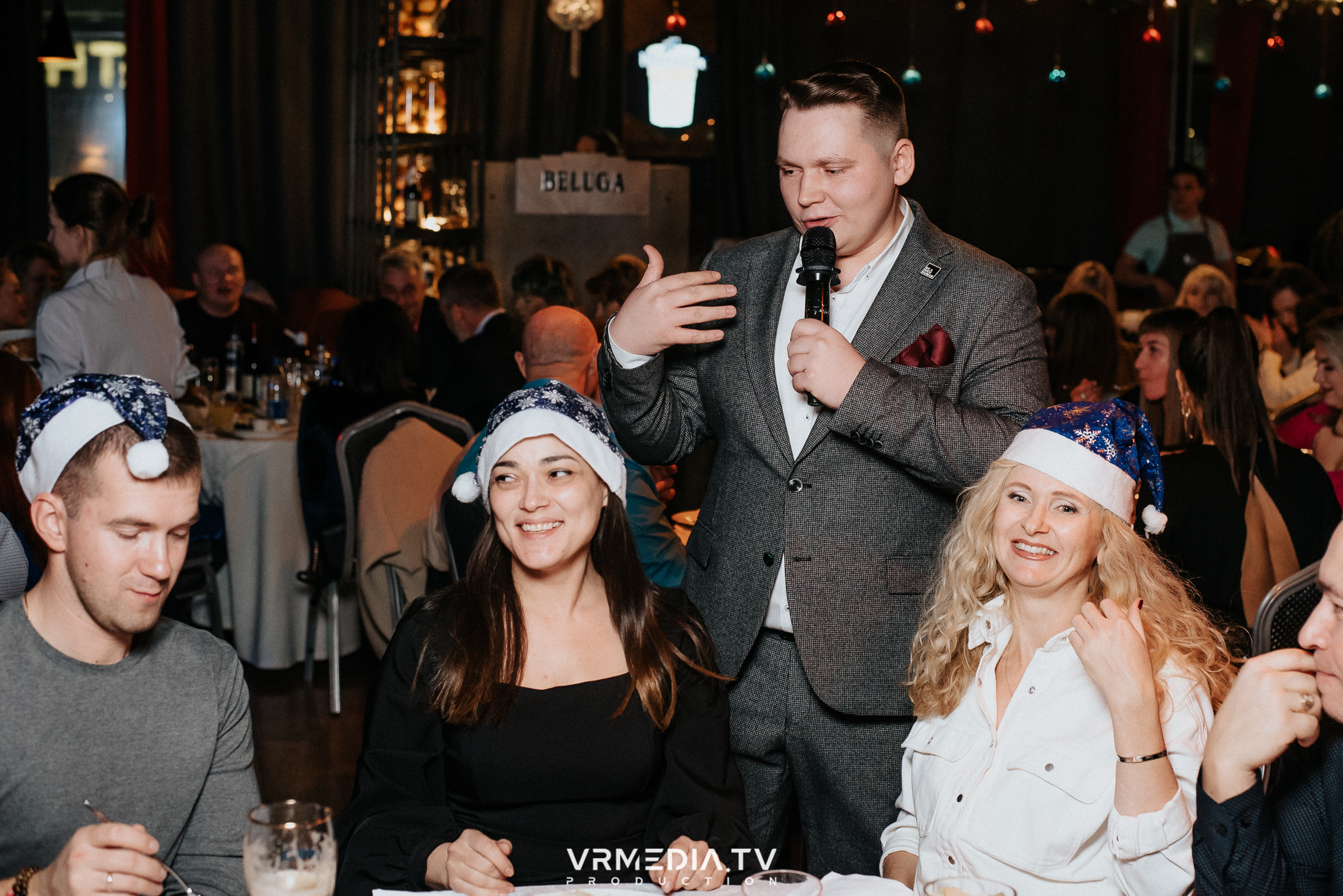 Жаркий новогодний корпоратив в гриль-баре «Жара»