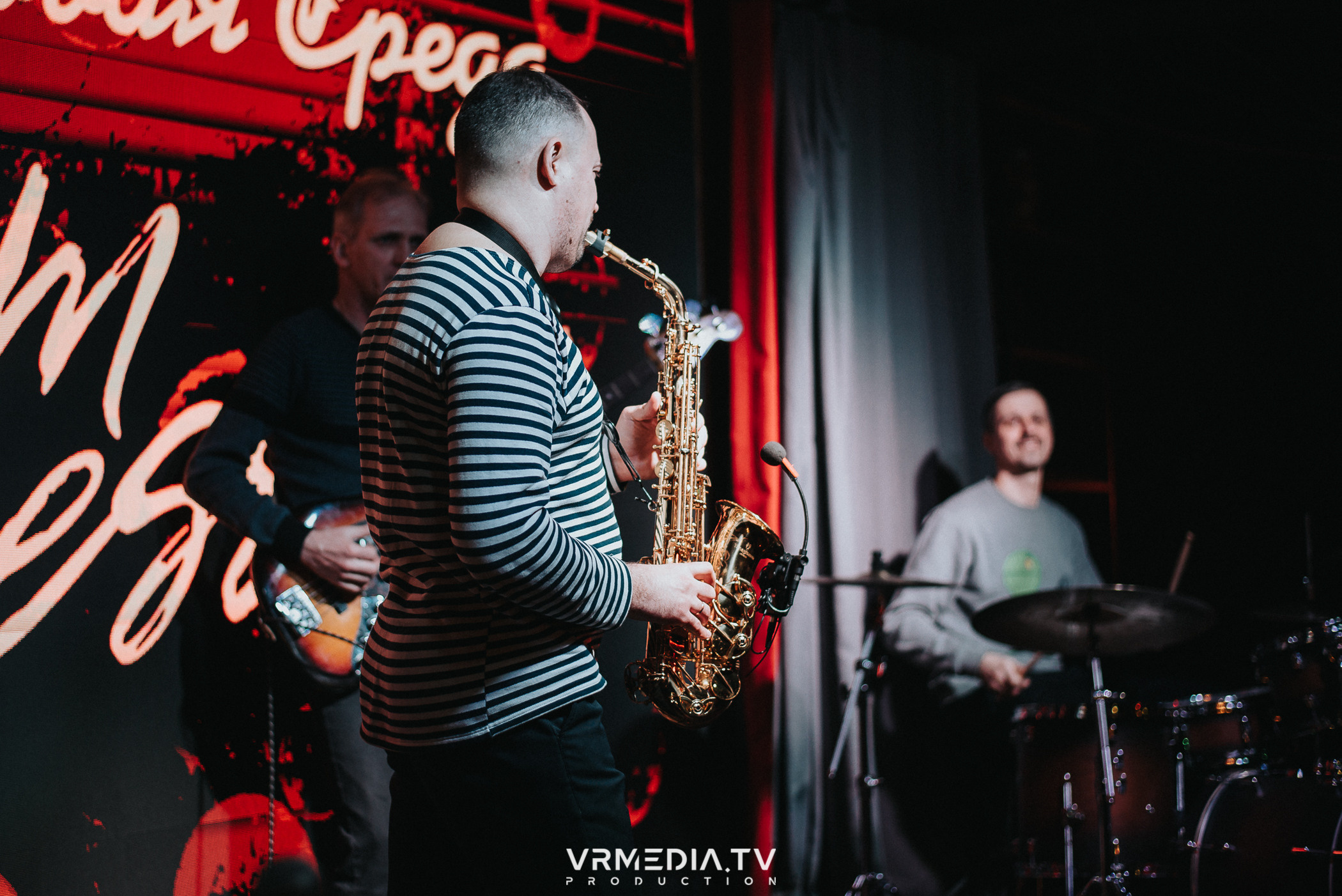 Джазовая среда: Джаз Замечательных Людей (Новосибирск)