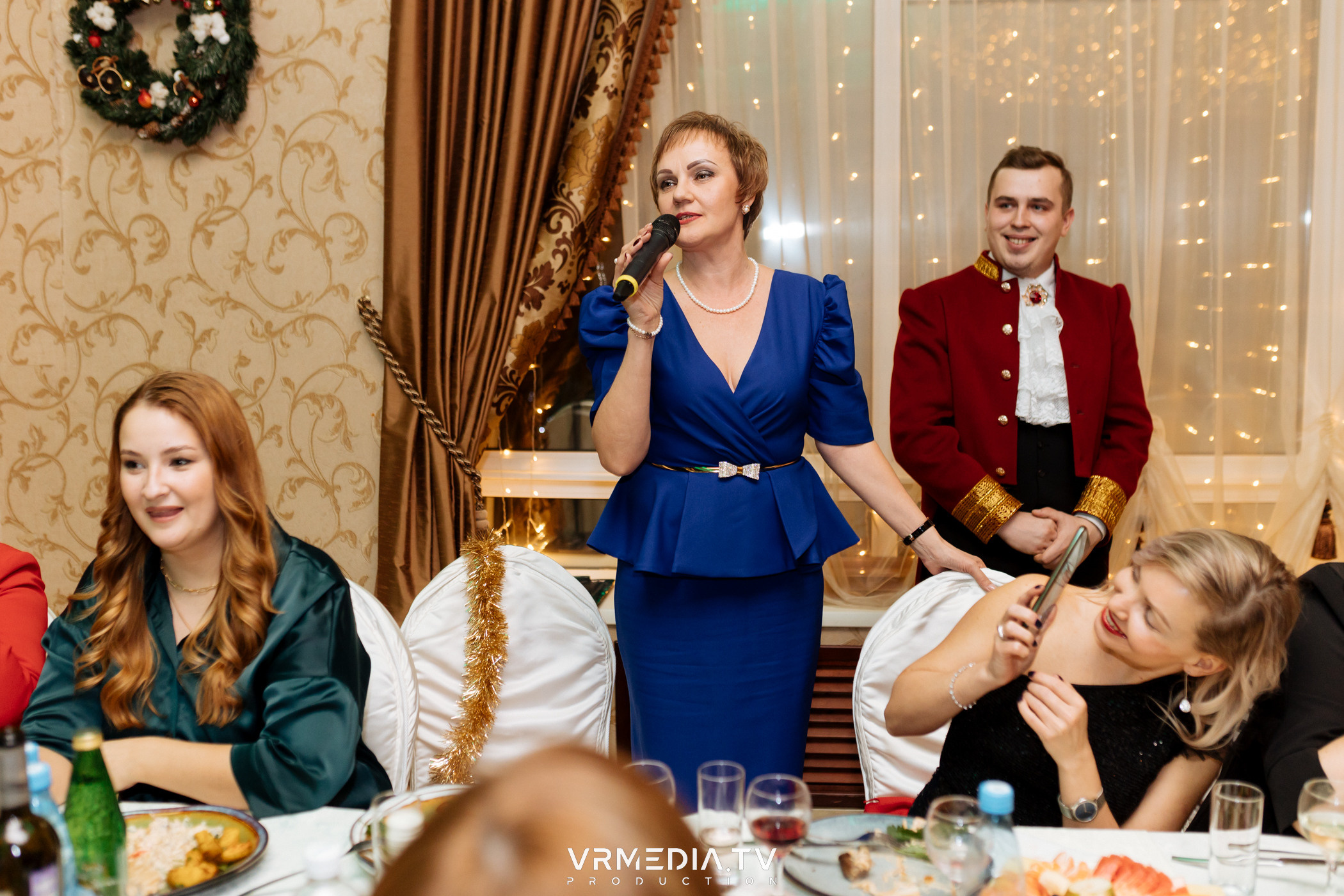 «Новогодний Мюзикл» в ресторане «Лазурный Берег»