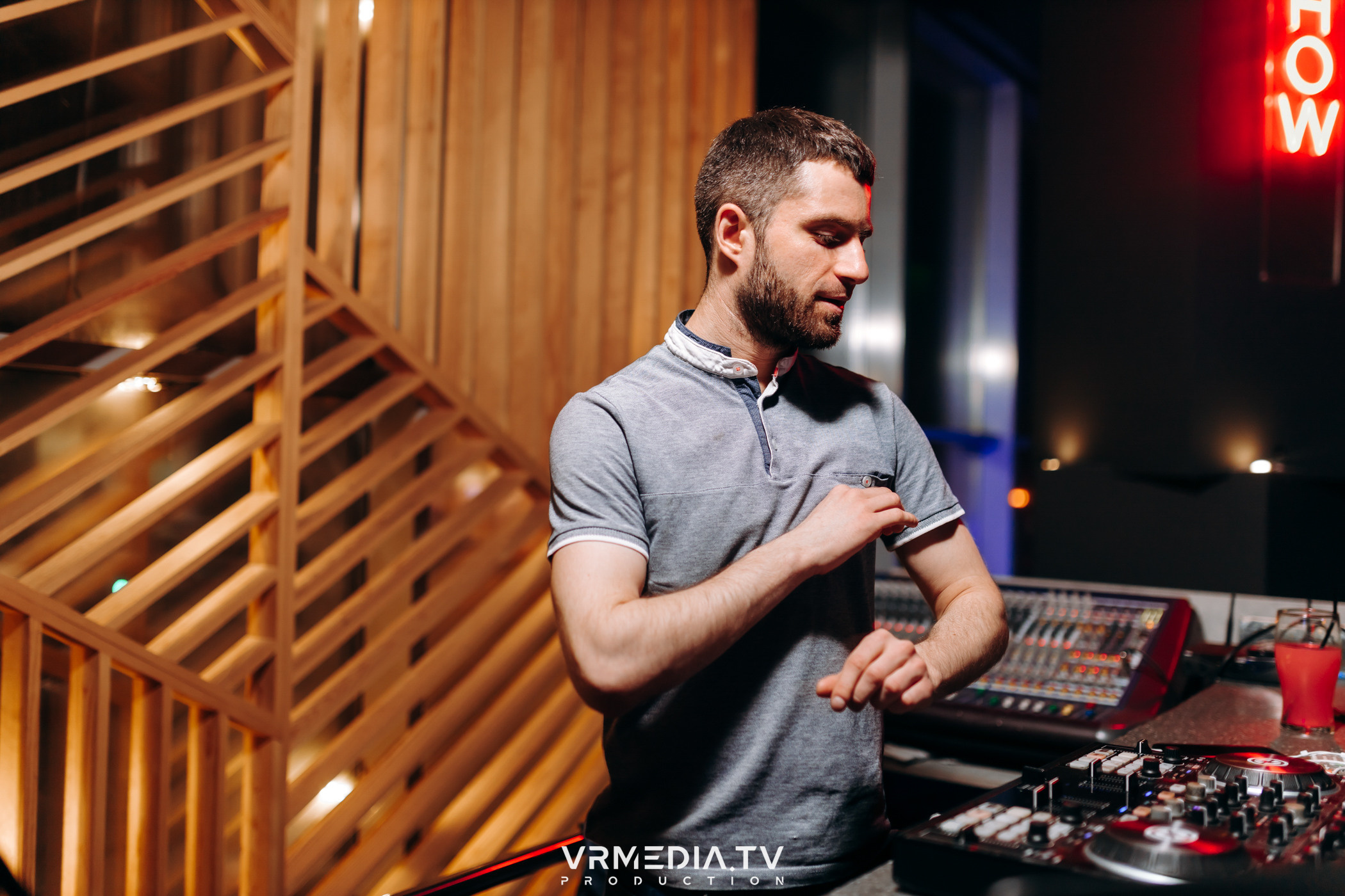 Выходные в баре «DOSKI»