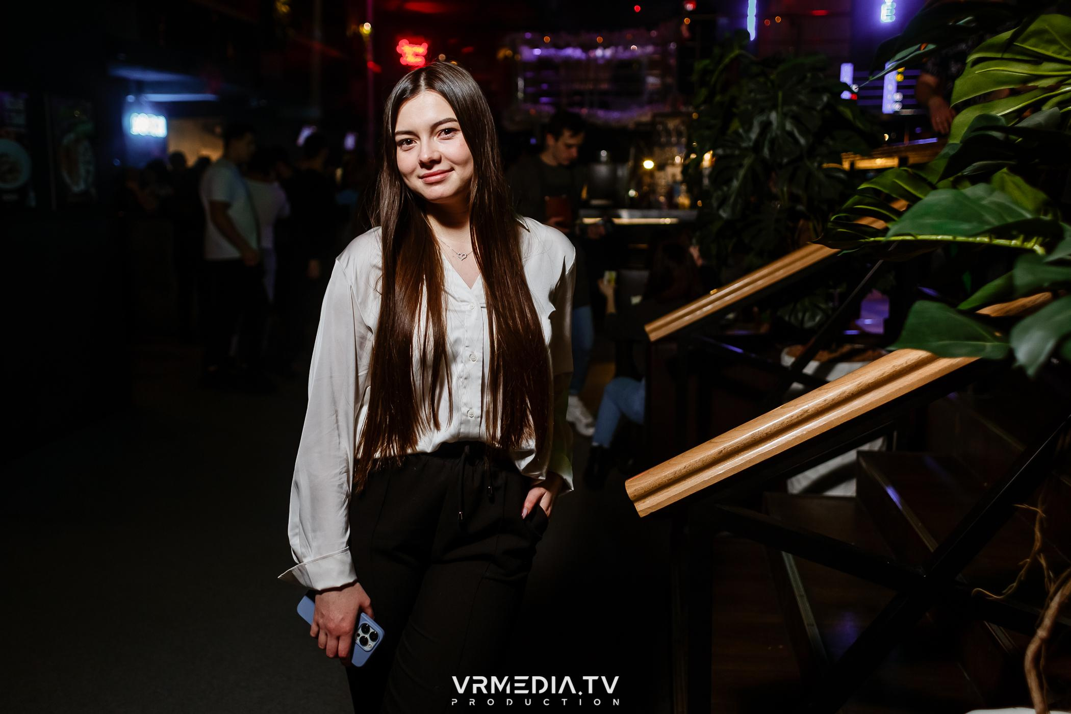 Выходные в баре «DOSKI»