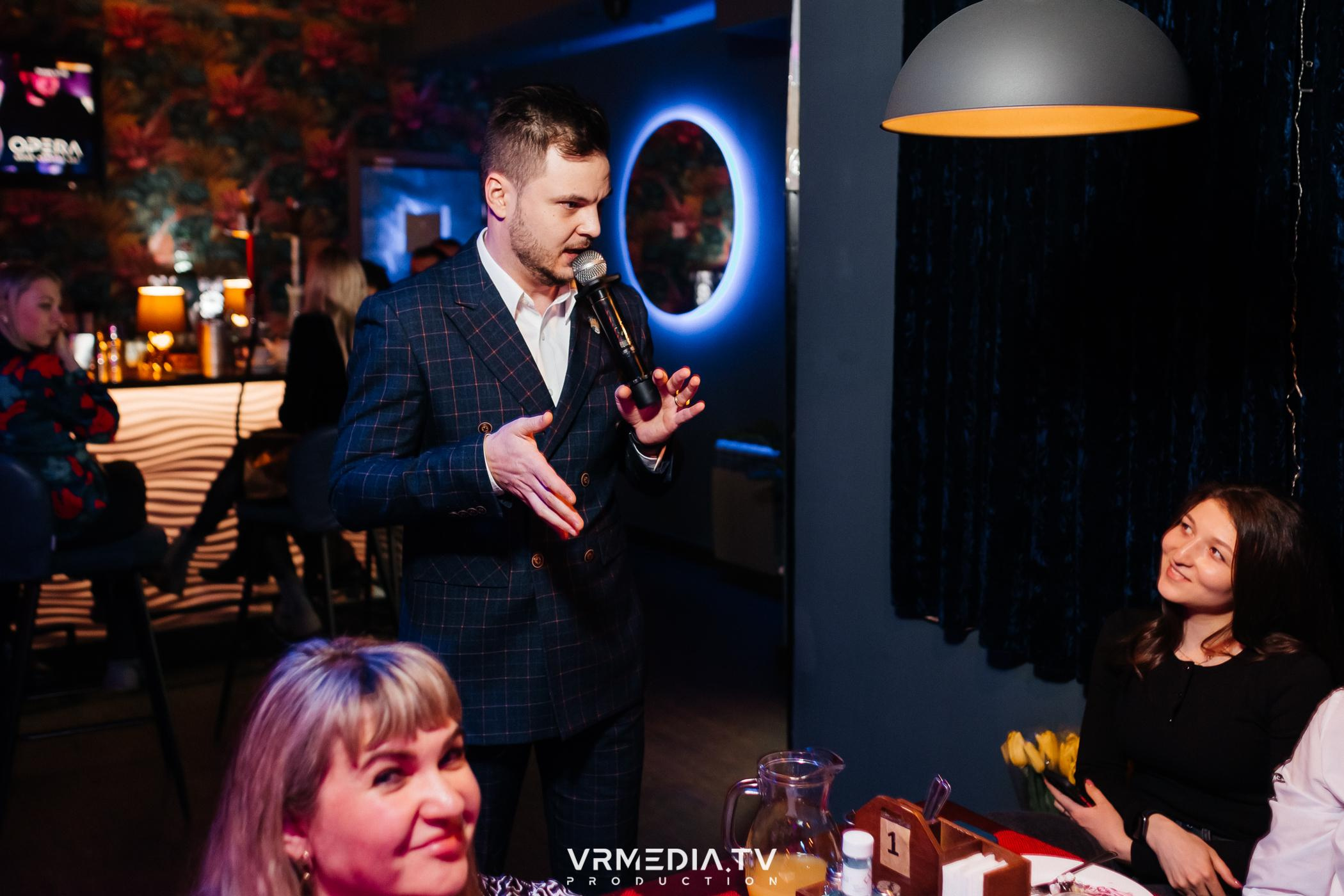 Woman party в караоке-баре «Opera»