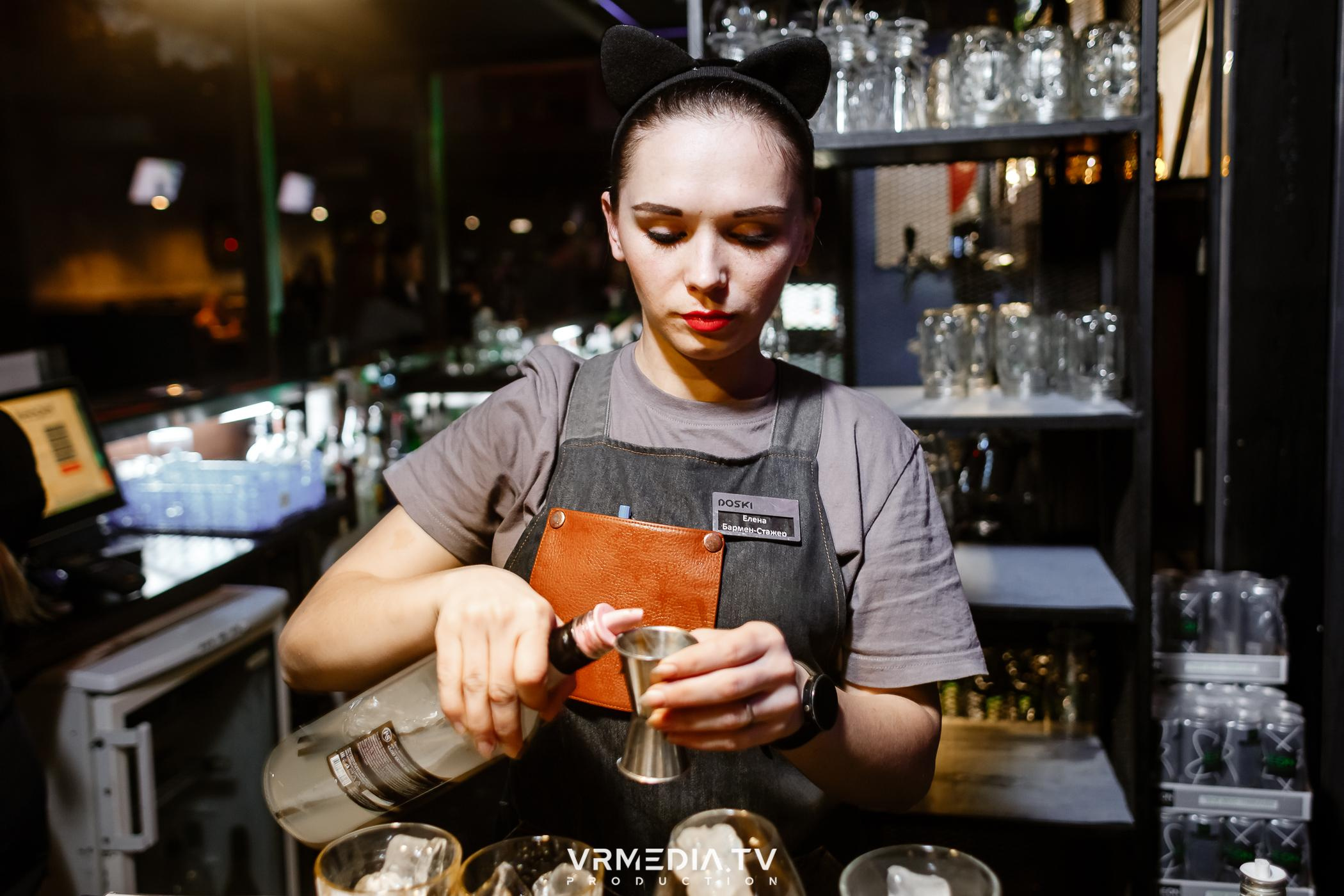 Выходные в баре «DOSKI»