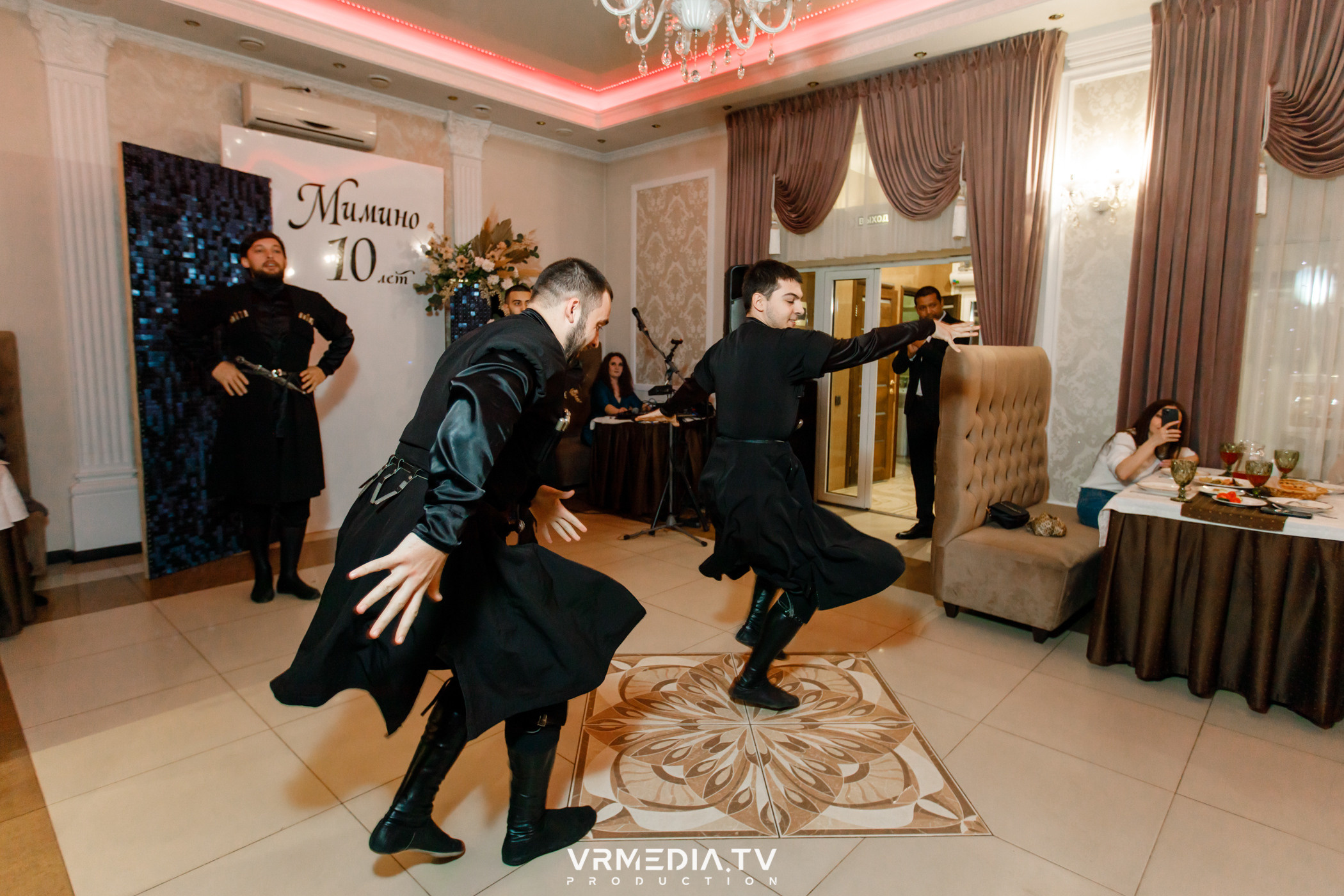 10 лет ресторану «Мимино»