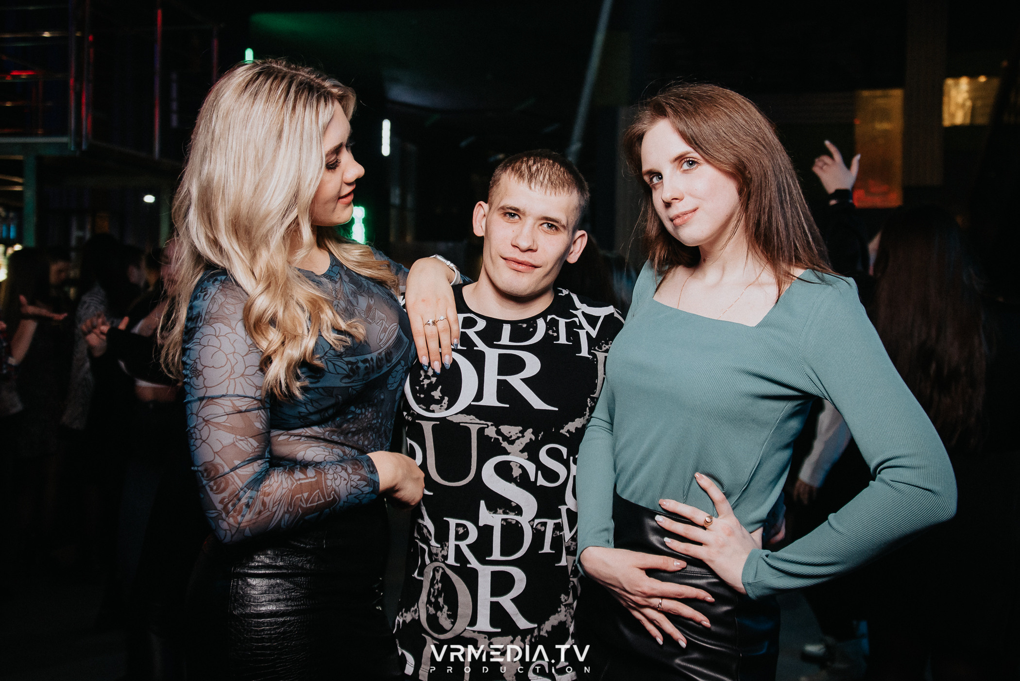 Выходные в баре «DOSKI»