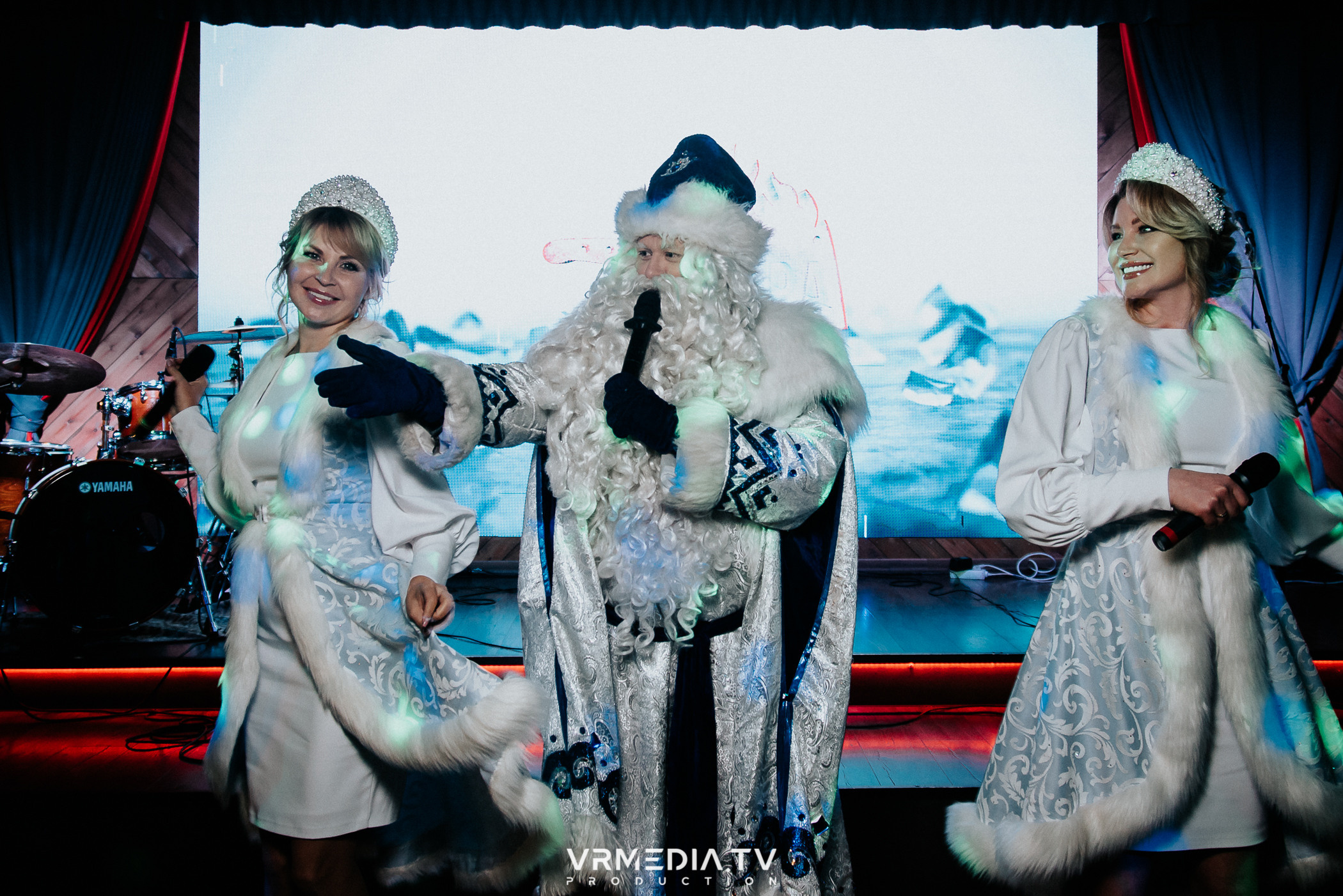 Жаркий новогодний корпоратив в гриль-баре «Жара»