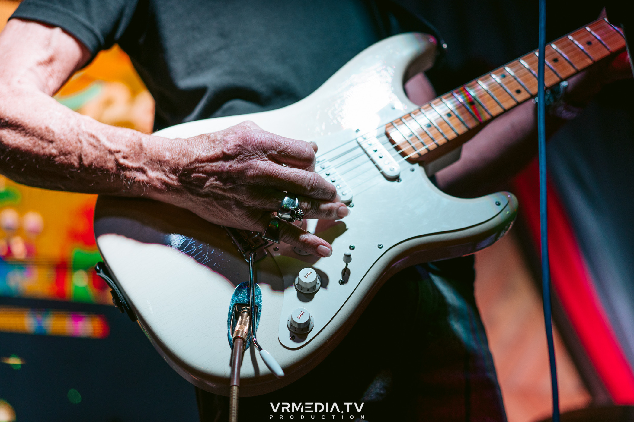 Джазовая среда: Чарльз Бёртон (США)