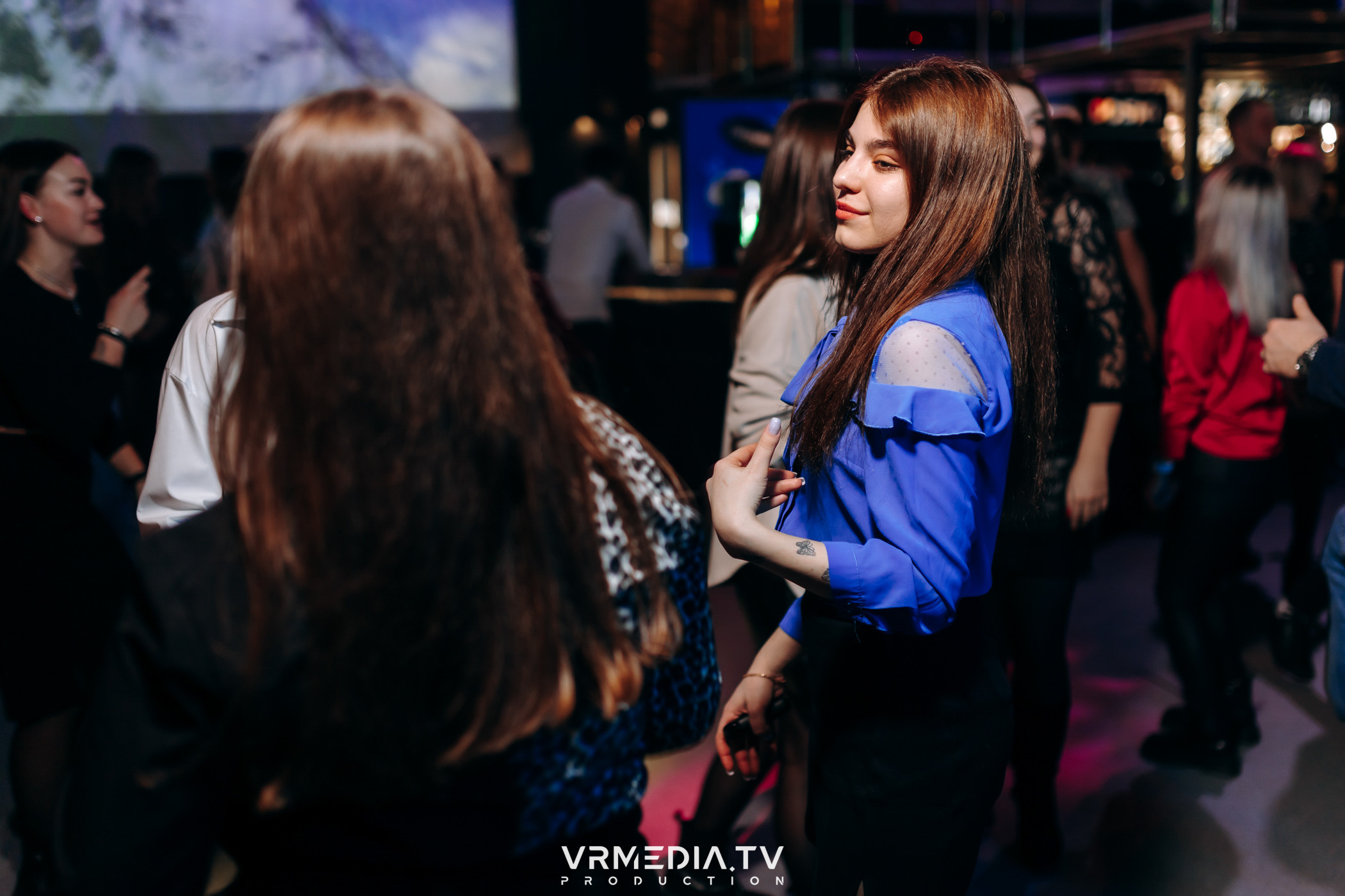 Выходные в баре «DOSKI»