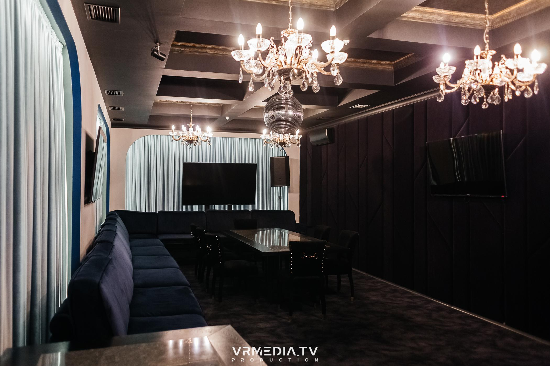 День святого Валентина в караоке-баре «Volna»