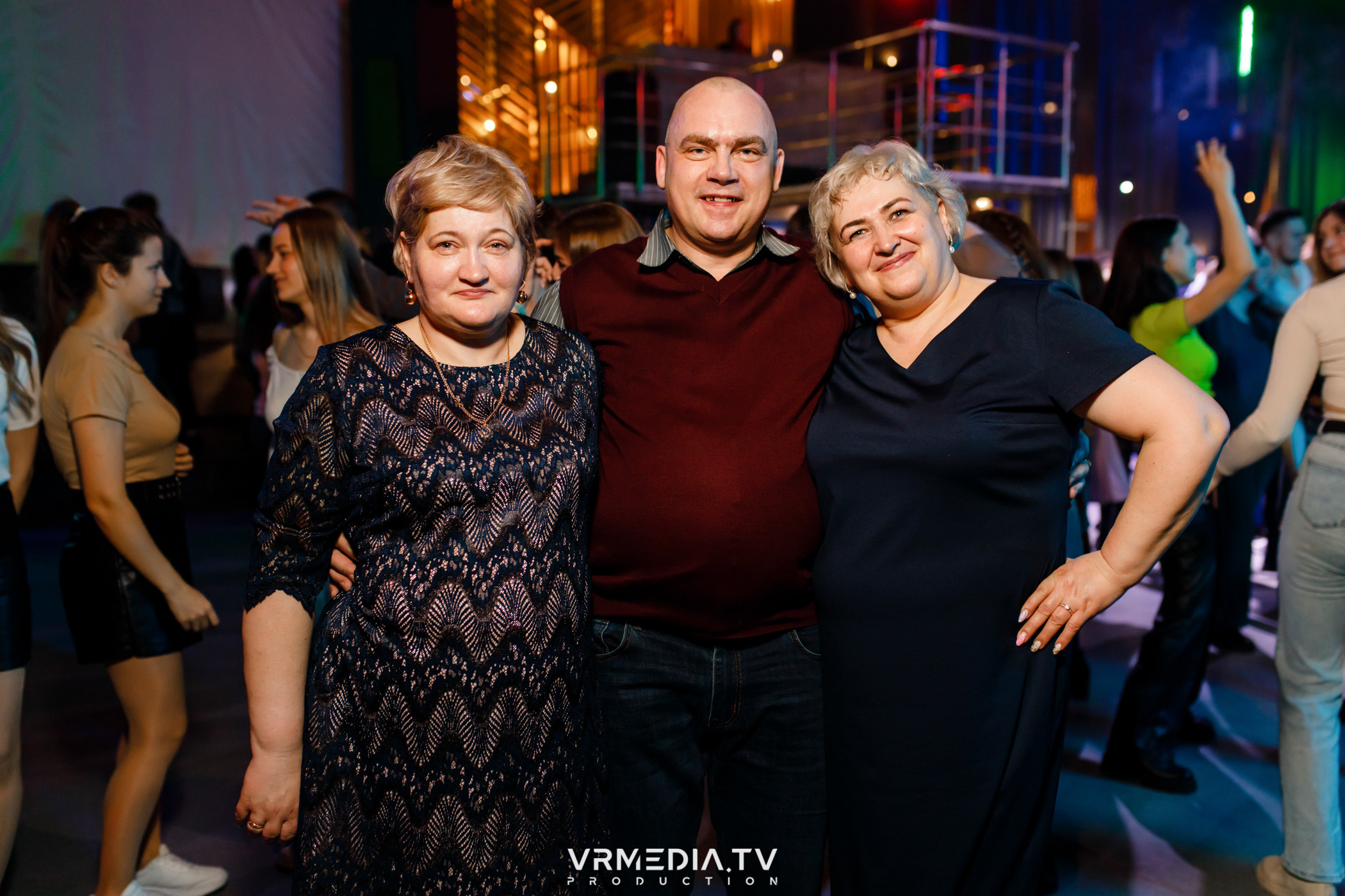 Выходные в баре «DOSKI»