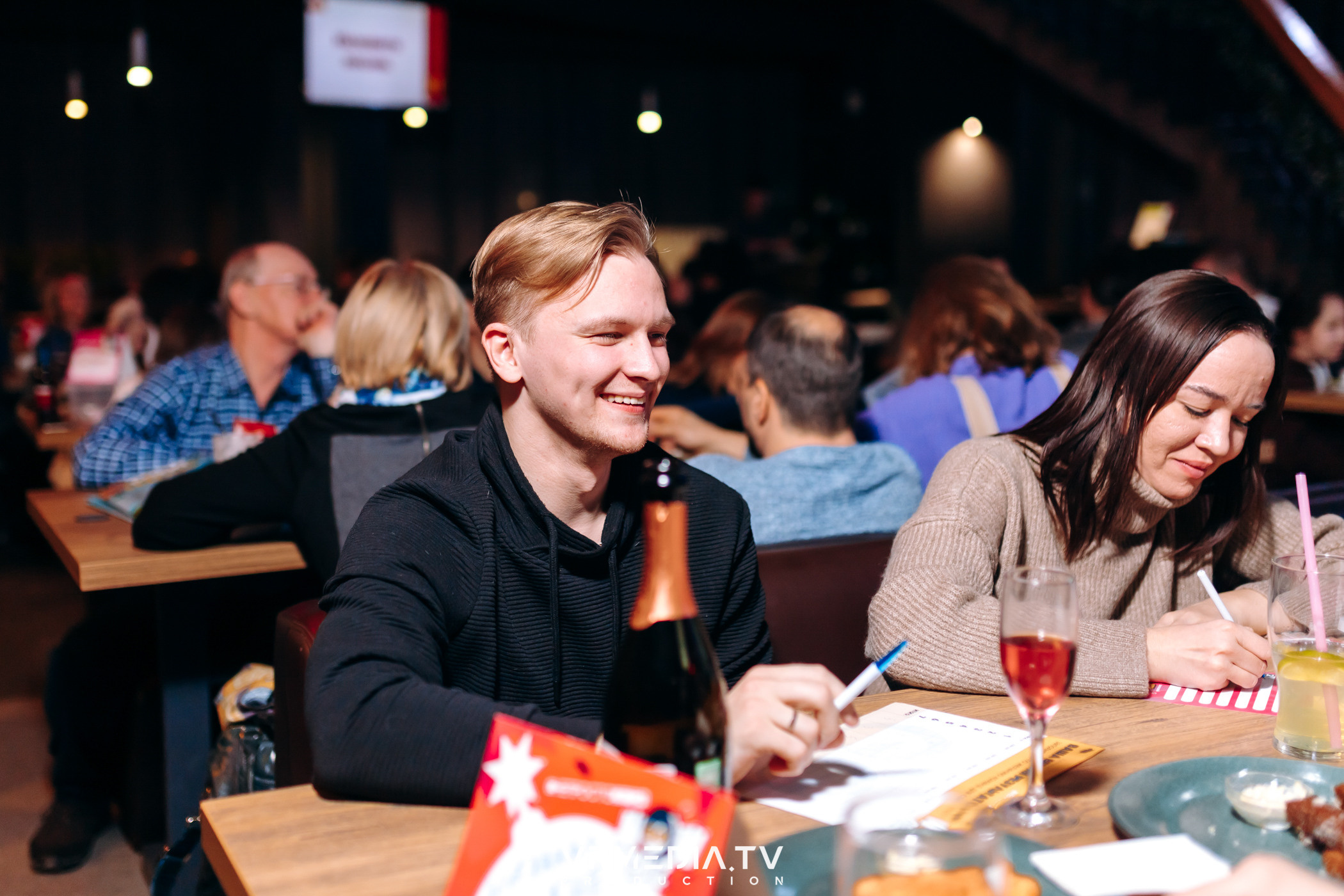 WoW QuiZ в баре «DOSKI»