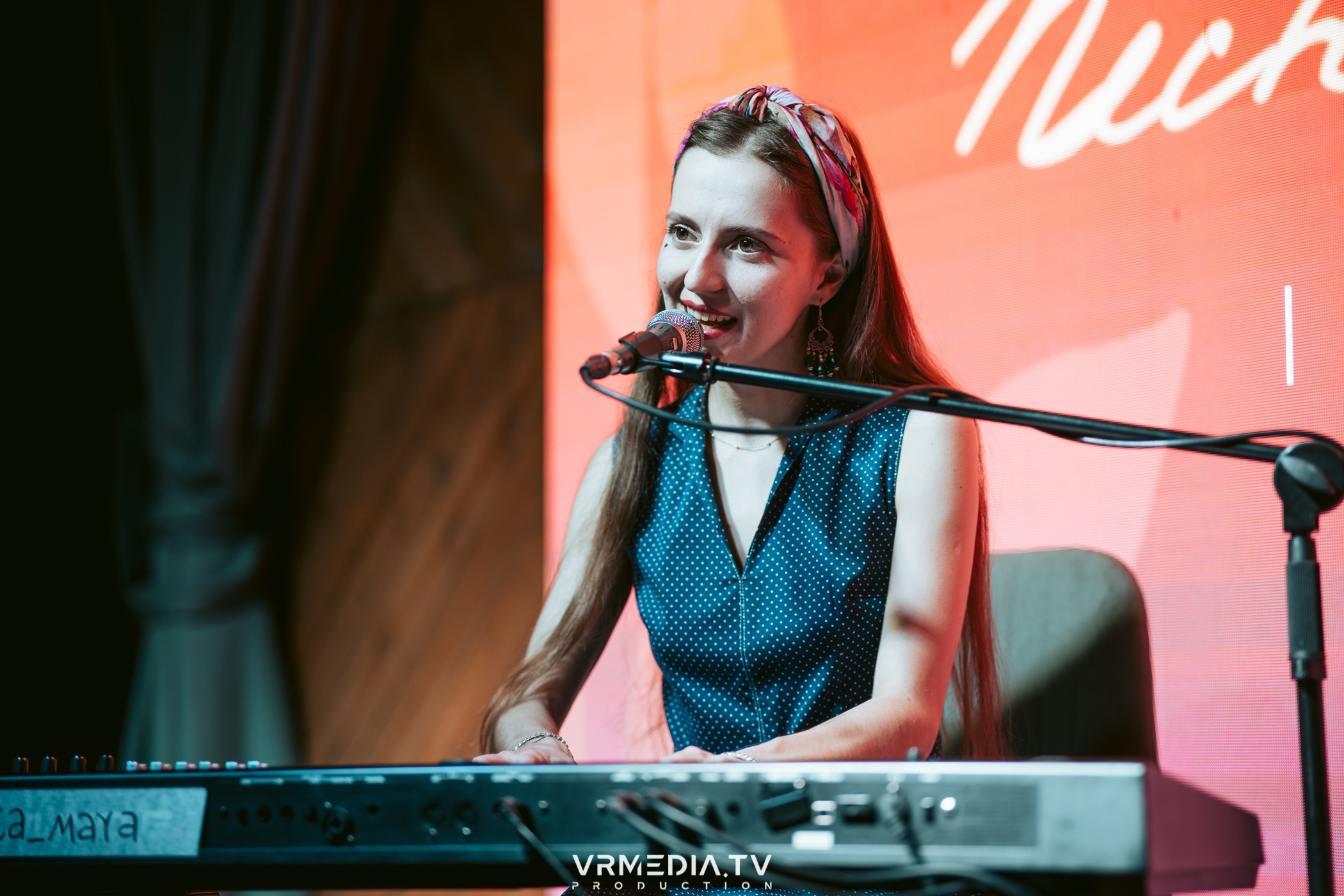 Джазовая среда: Майя Усенко. Песни как Бабочки