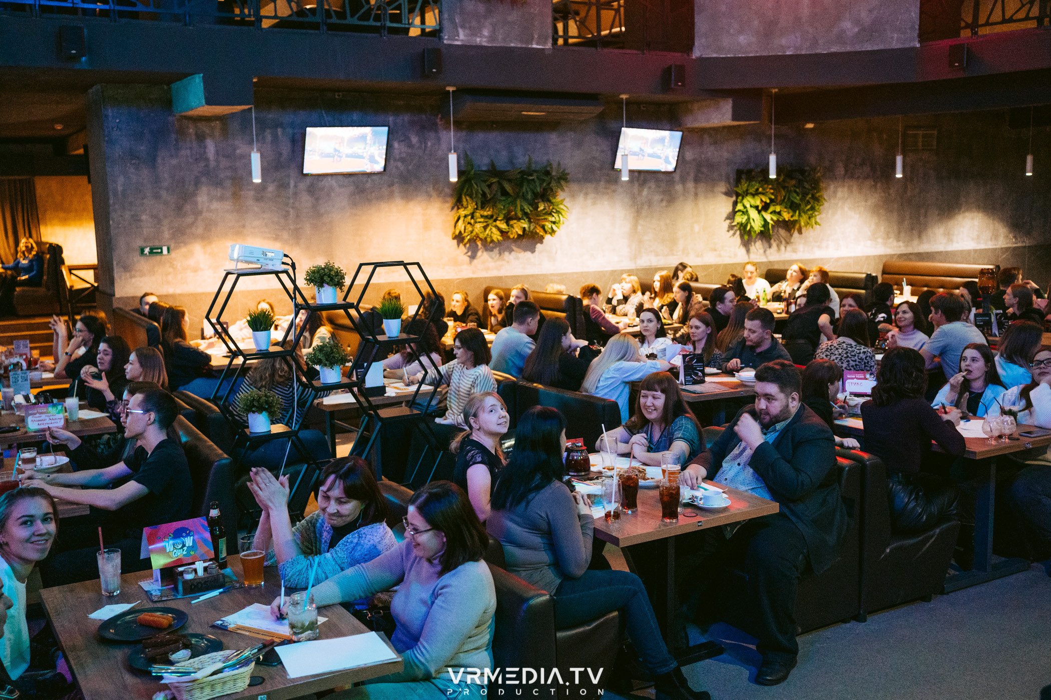 WoW QuiZ в баре «DOSKI»