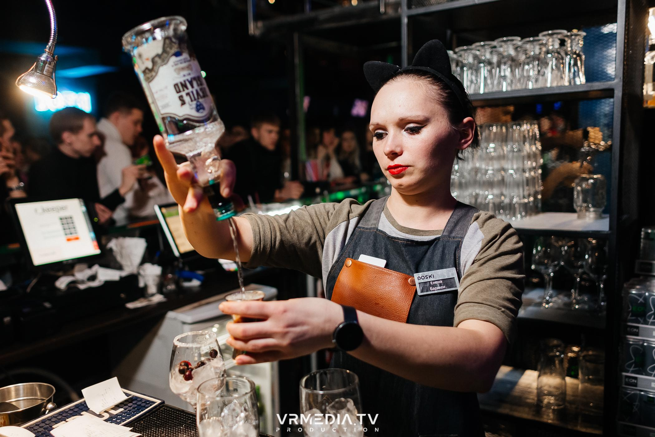 Выходные в баре «DOSKI»