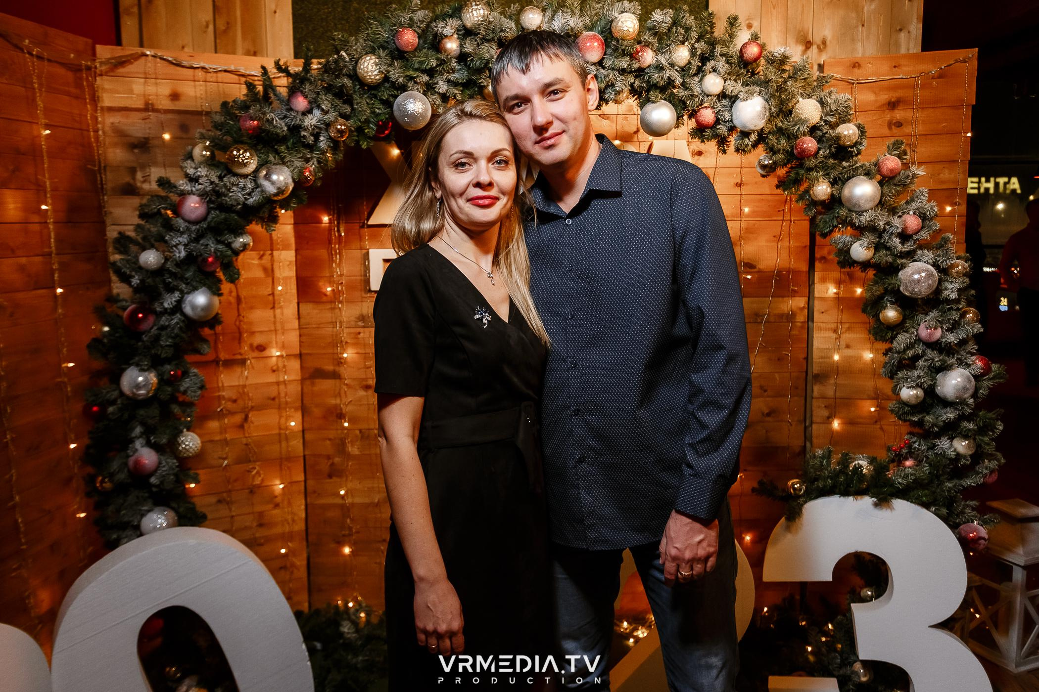 Жаркий новогодний корпоратив в гриль-баре «Жара»