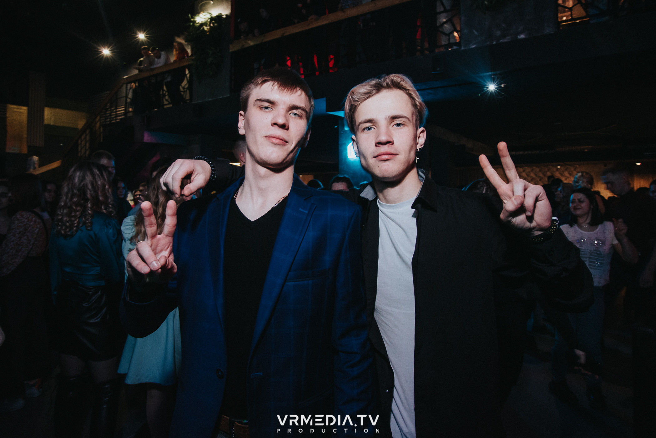 Выходные в баре «DOSKI»