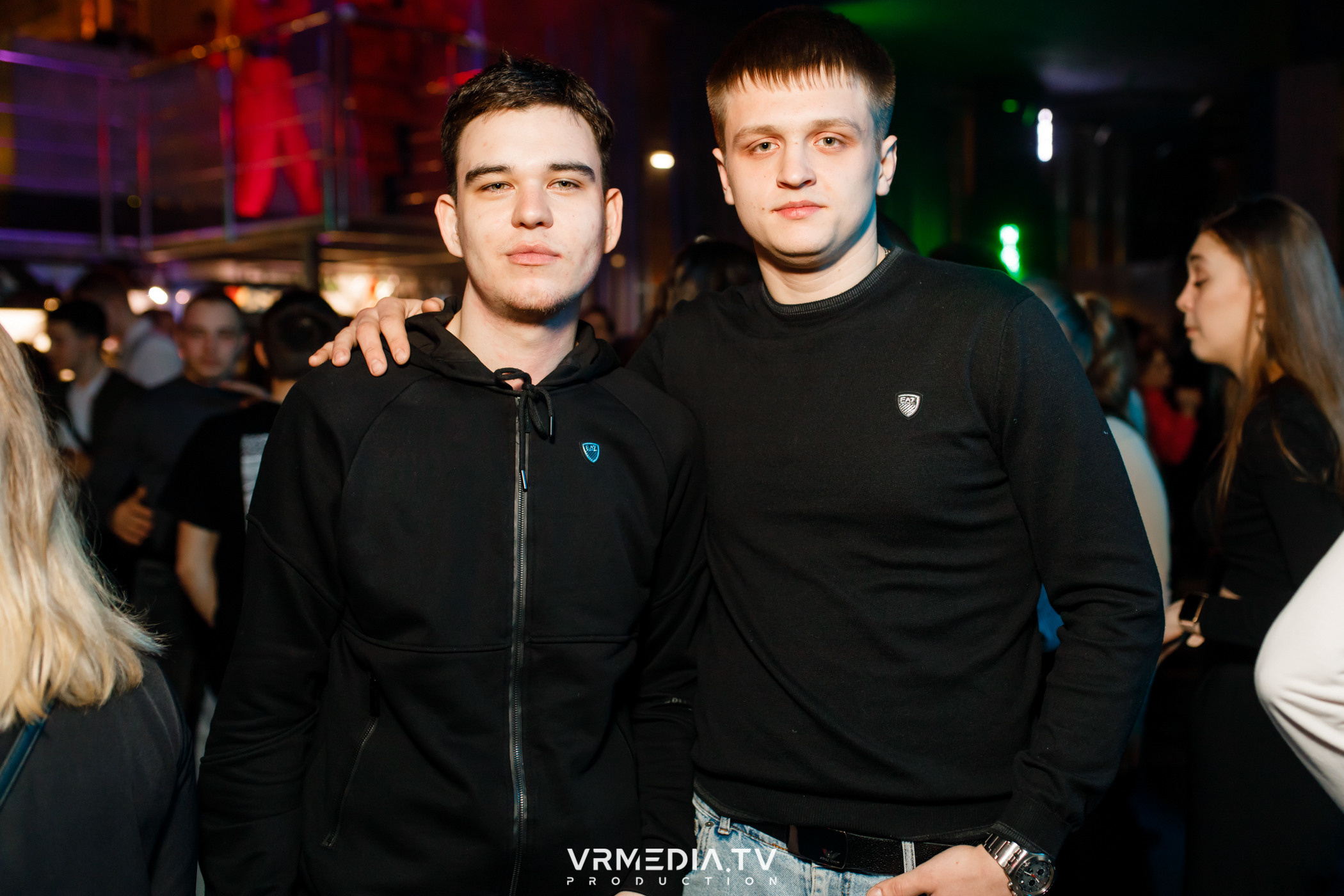 Выходные в баре «DOSKI»